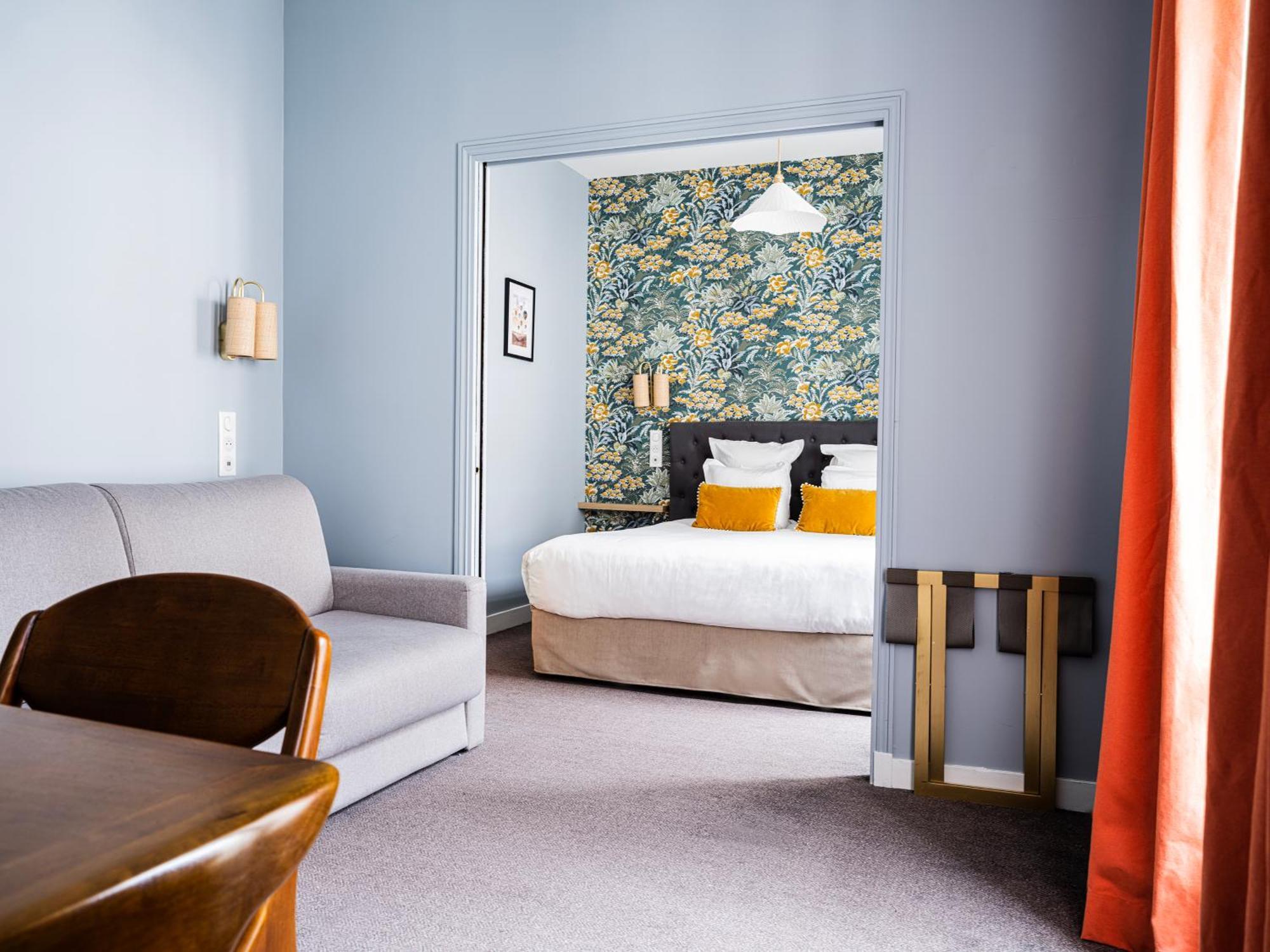 Des Batignolles Hotel