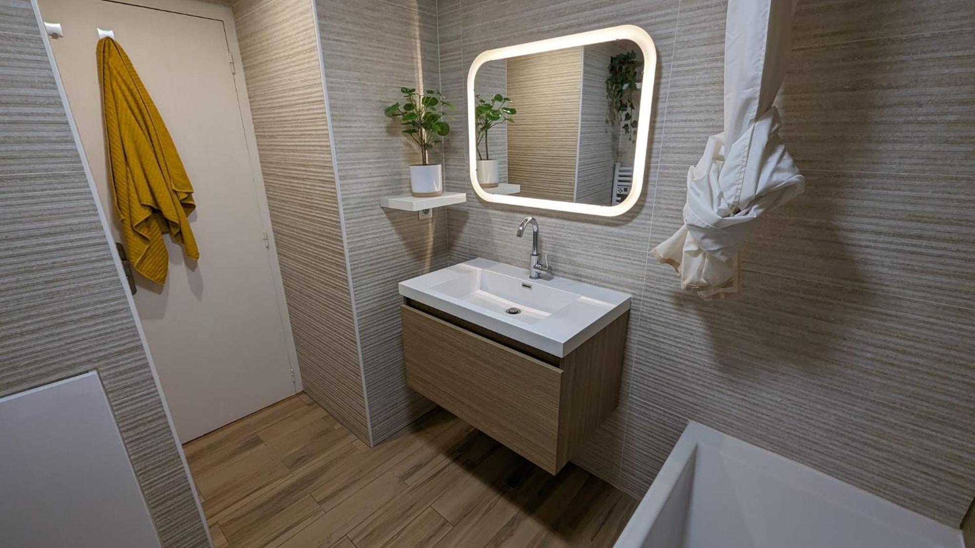 Apartment Vue Sur Le Sacre-coeur, Inspirations Japonaises *
