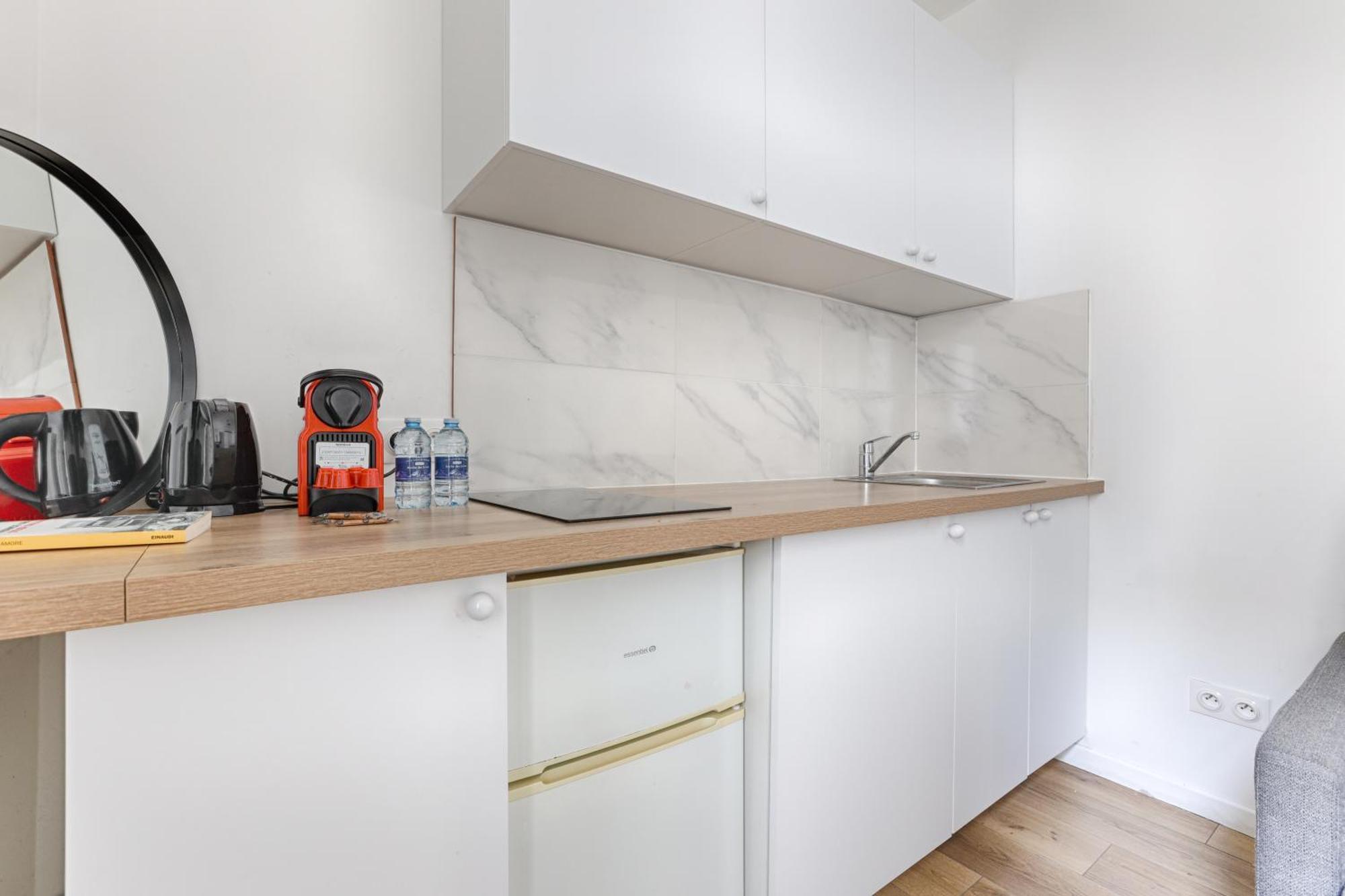 Montmartre/moulin Rouge Studio Apartment Paris