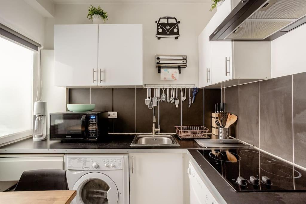 Cosy Proche Beaubourg Apartment Paris