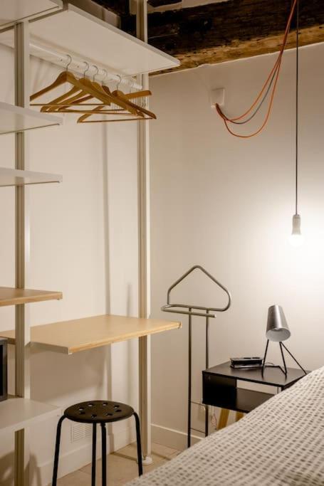 Cosy Proche Beaubourg Apartment
