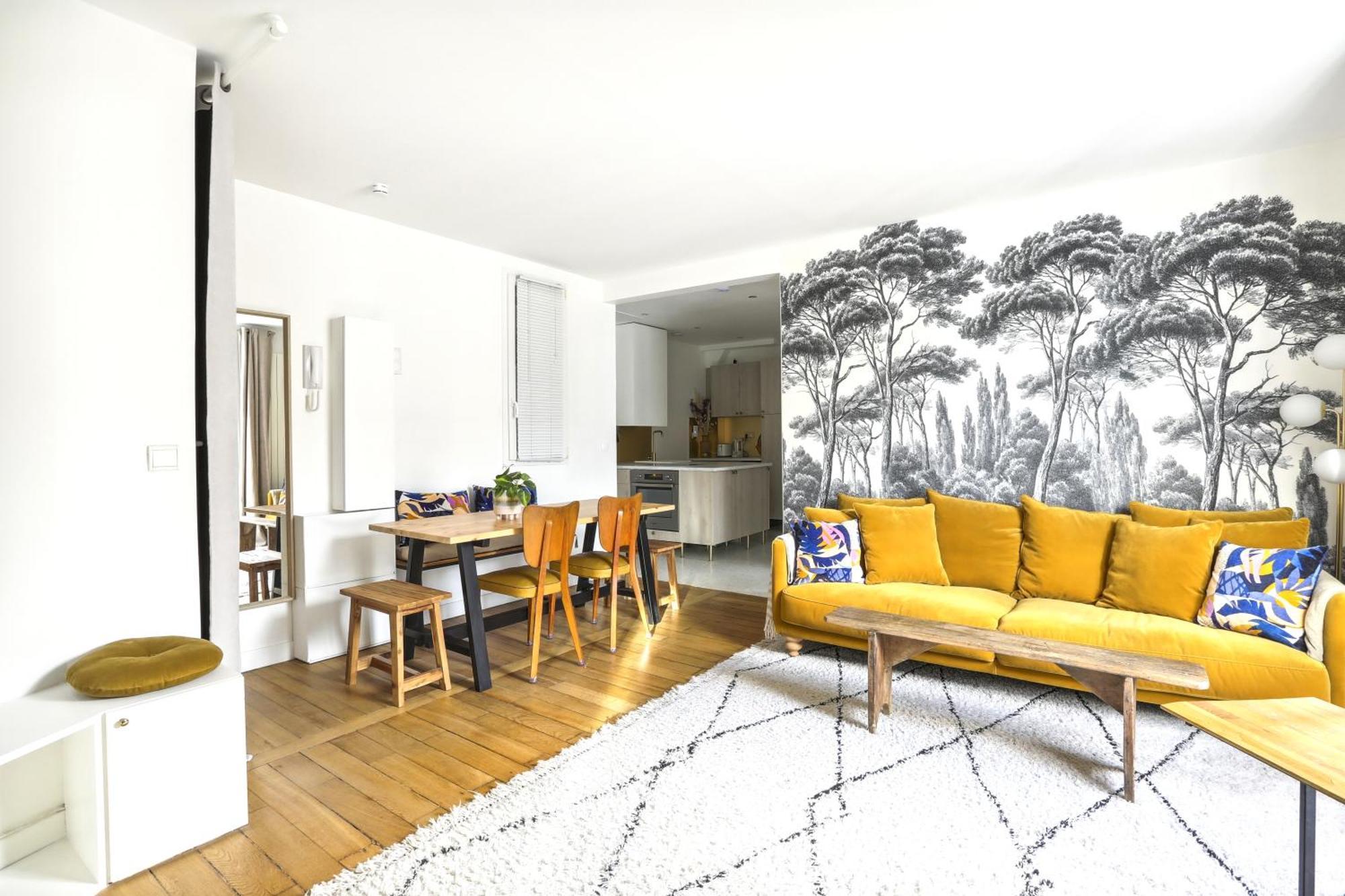 Luxury Floor Duplex Near Le Marais Paris