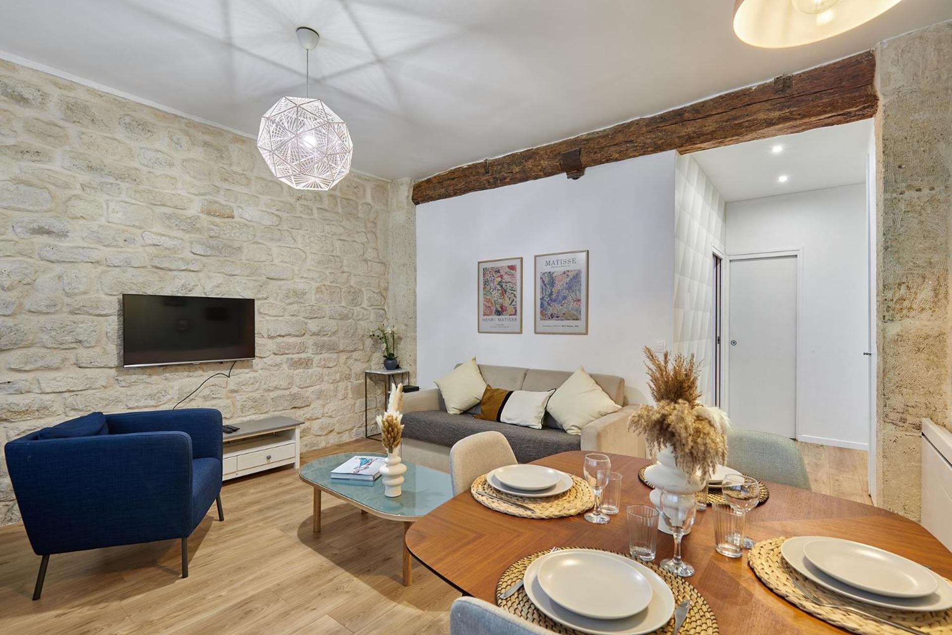 Tour Eiffel By Prestige Apartment