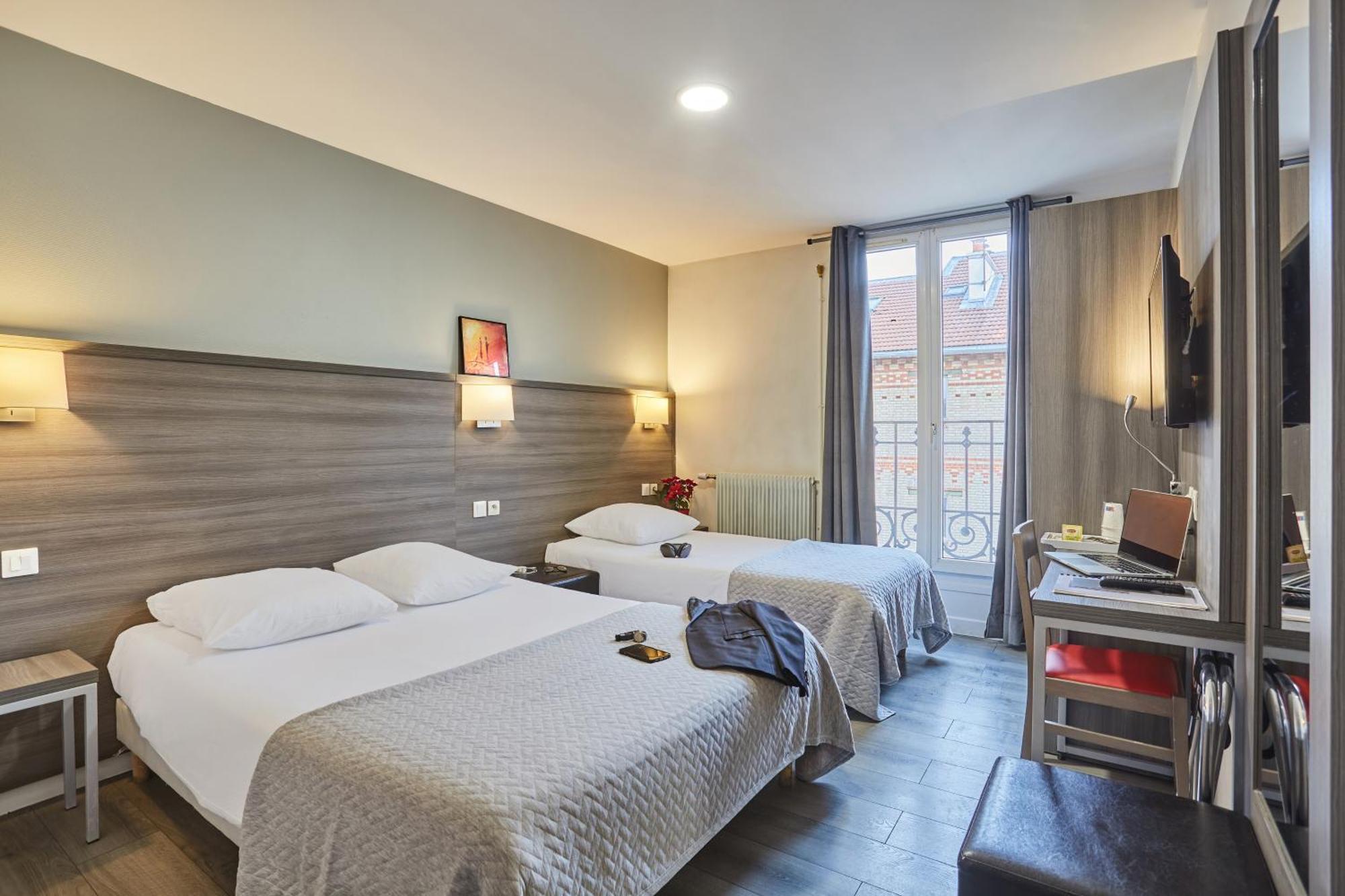 Hipotel Buttes Chaumont Belleville Hotel
