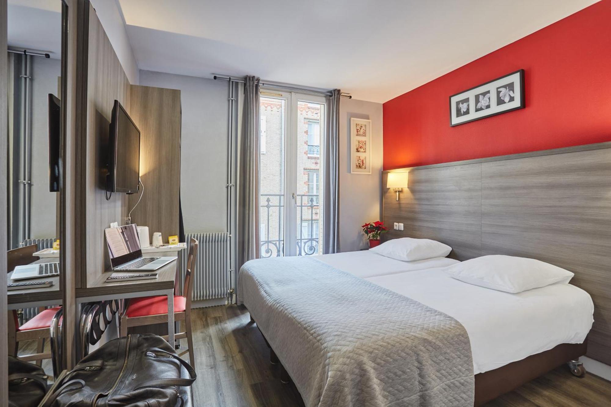 Hipotel Buttes Chaumont Belleville 3* Paris