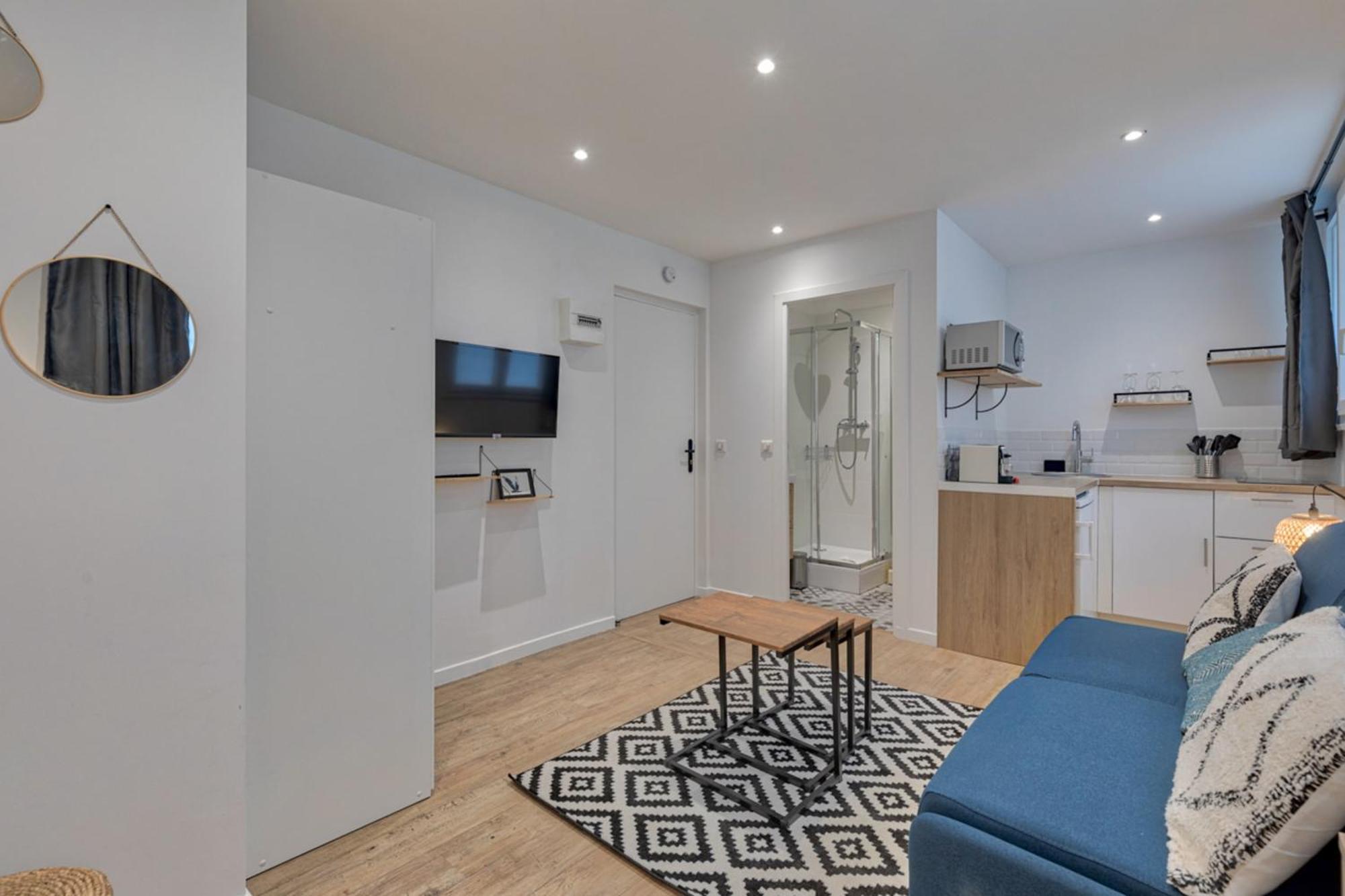 - Buttes Chaumont Botzaris Apartment *