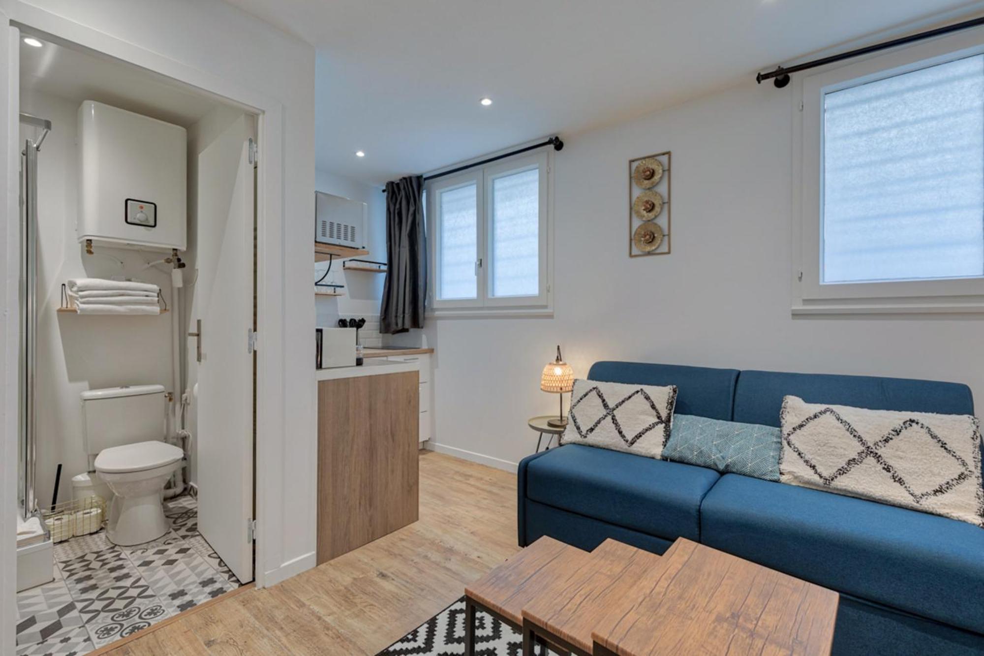 - Buttes Chaumont Botzaris Apartment
