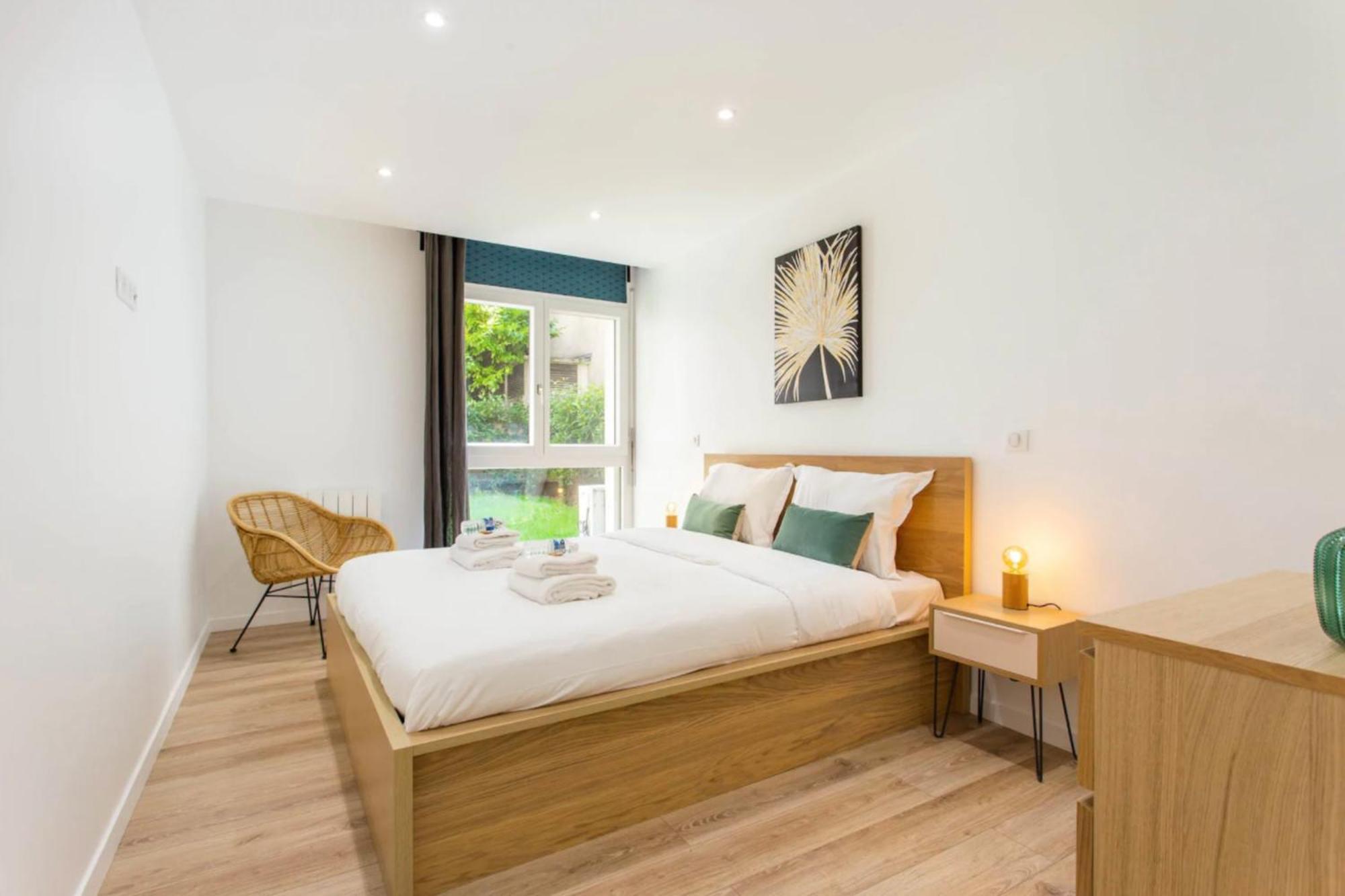 - Buttes Chaumont Botzaris Apartment