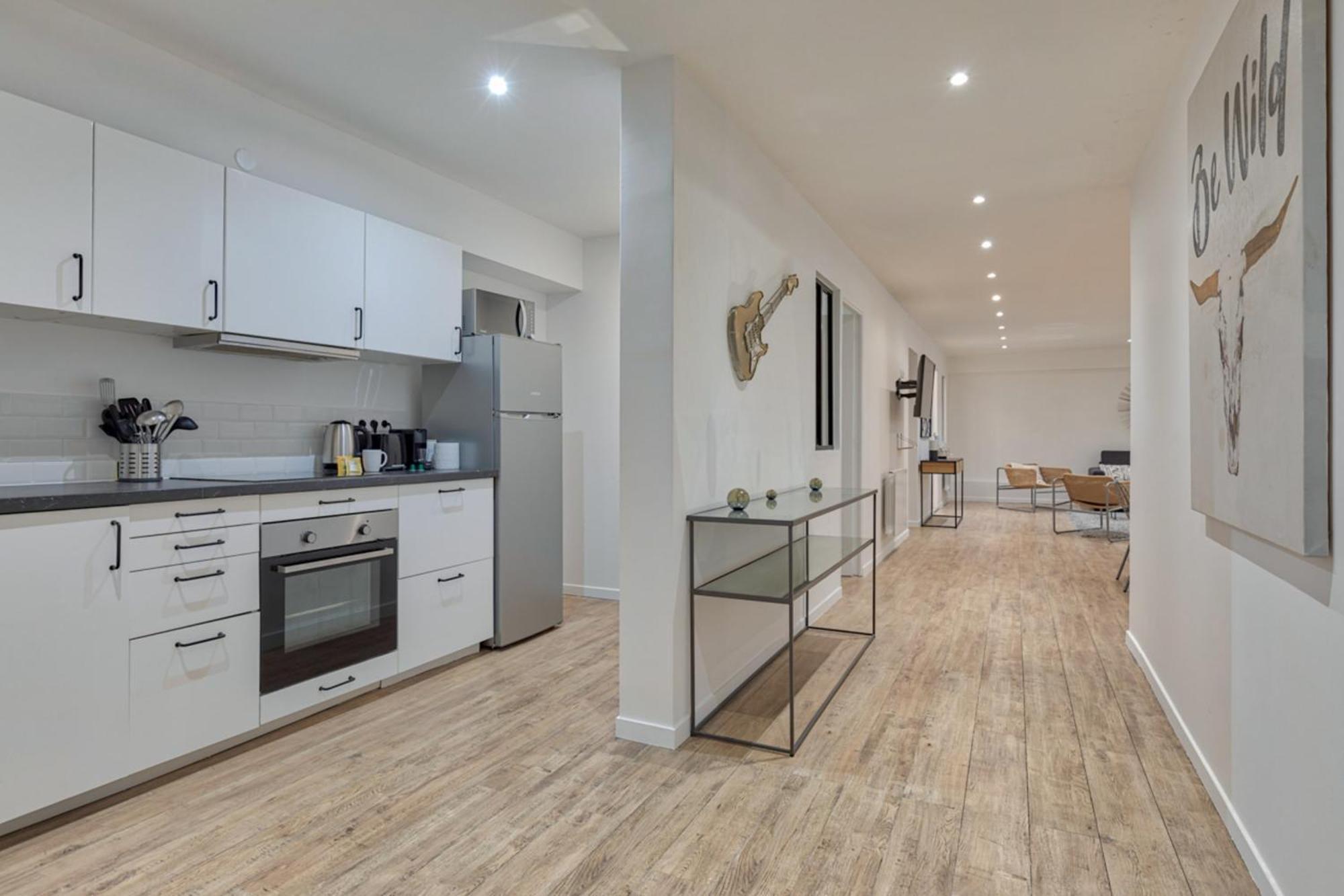 - Buttes Chaumont Botzaris Apartment