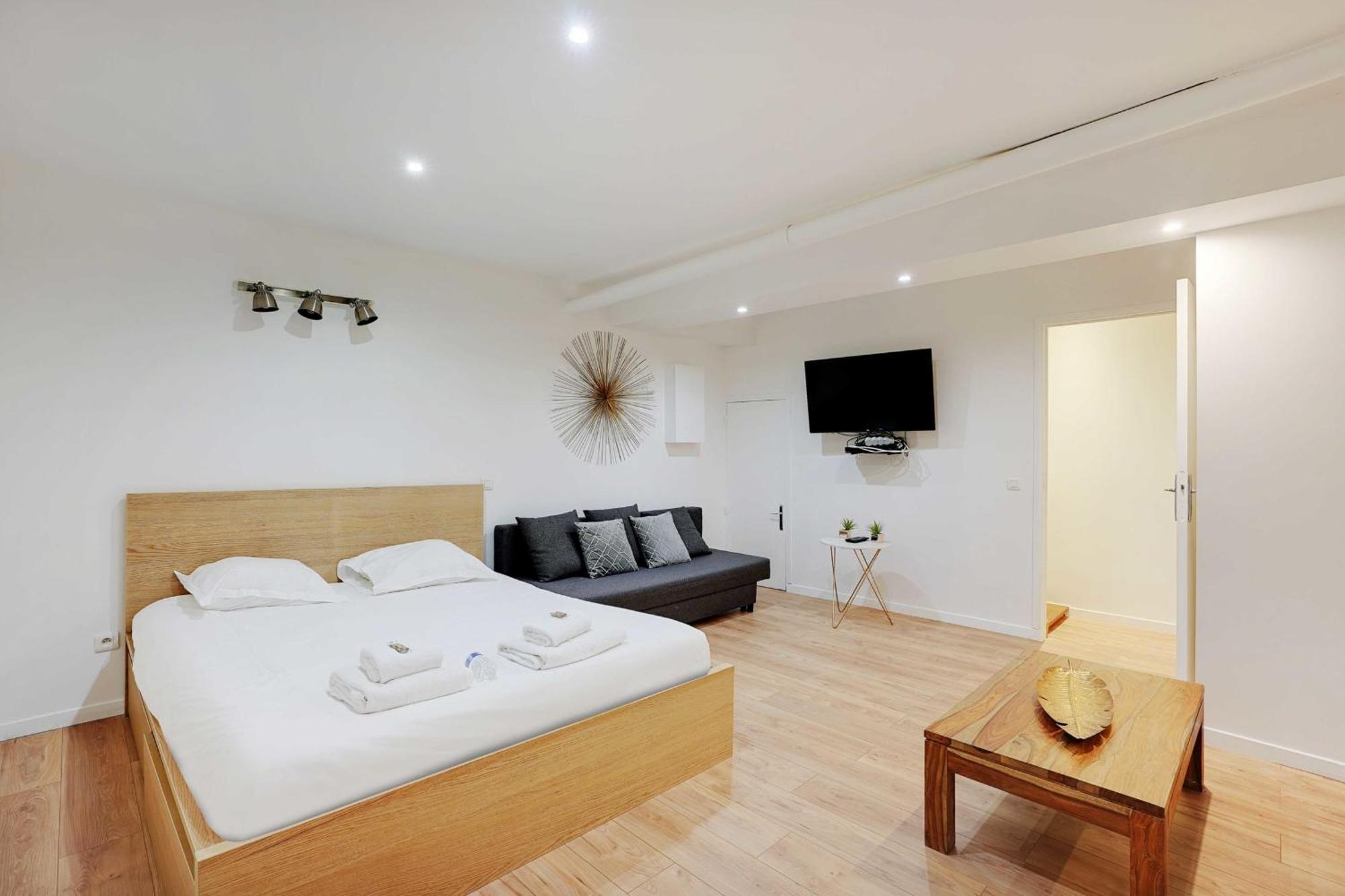 Apartment Superbe - 4p-auteuilsaint Cloud