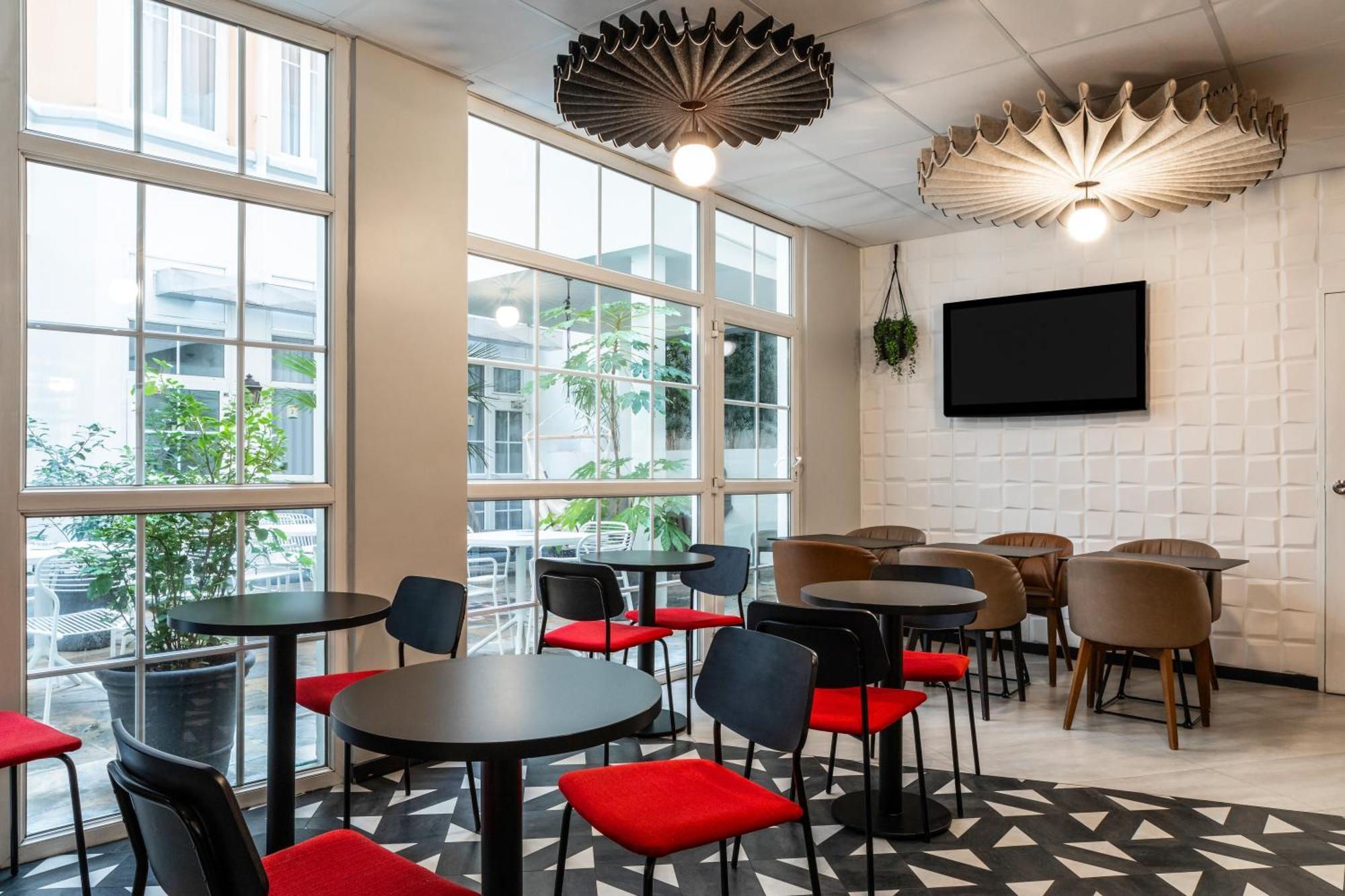 Ibis Ornano Montmartre Nord 18ème Paris