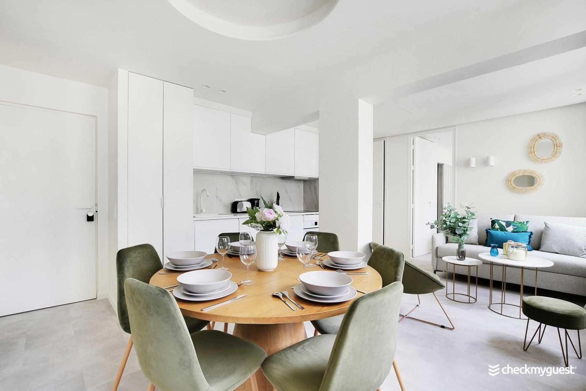 Apartment Champs Elysees - Ponthieu Paris