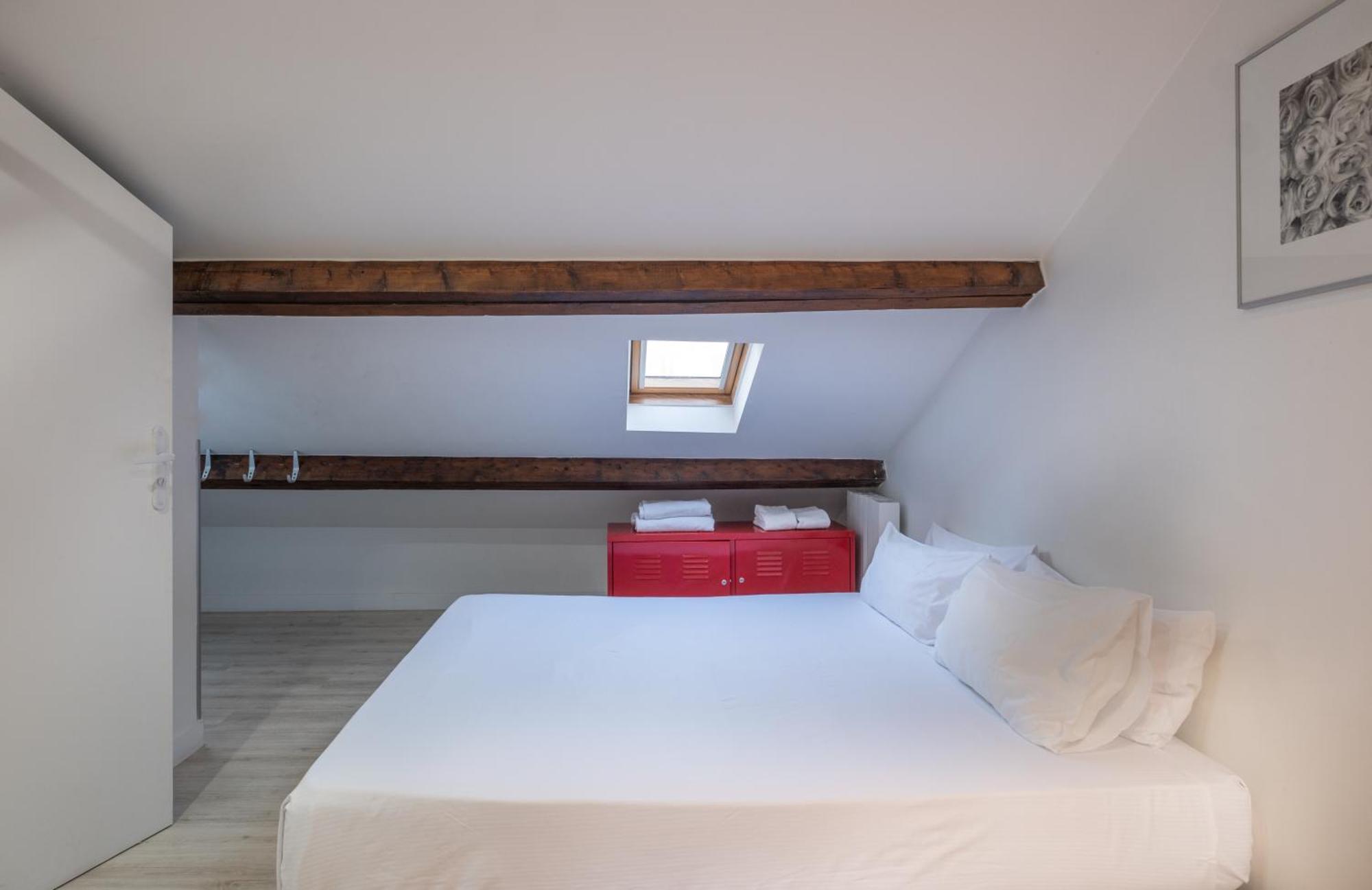 Clignancourt 3* Paris