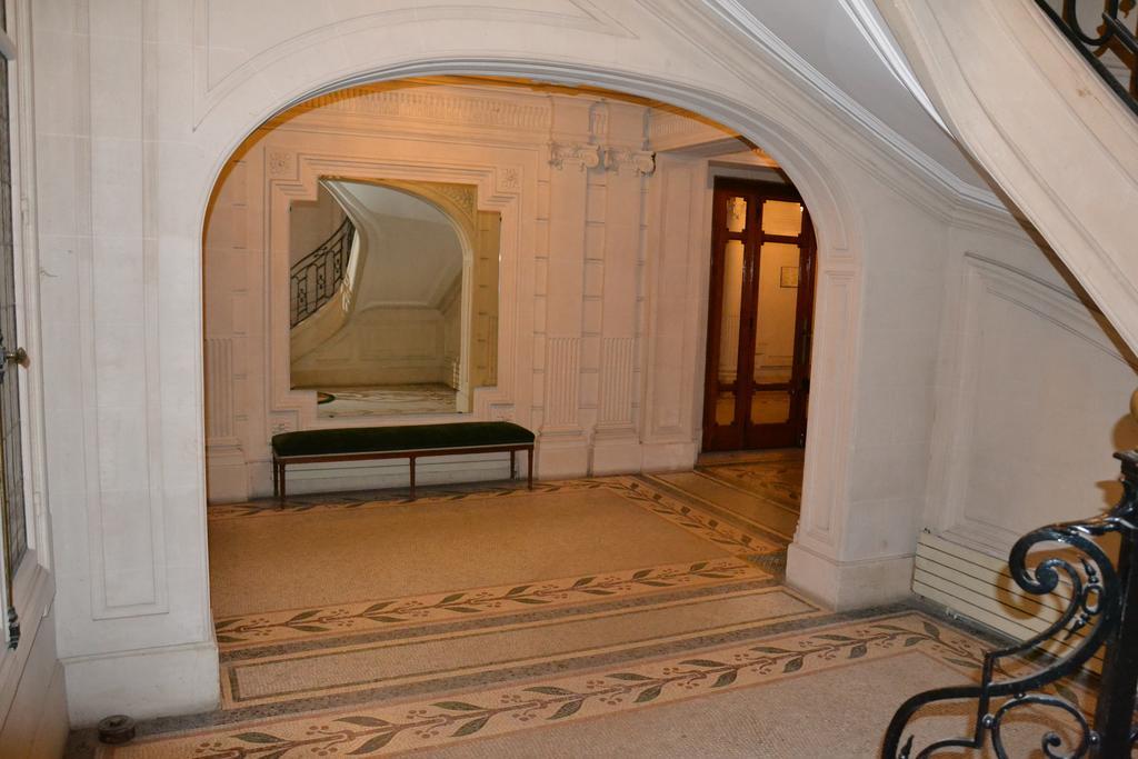 Prestigious Trocadero Apartment Paris