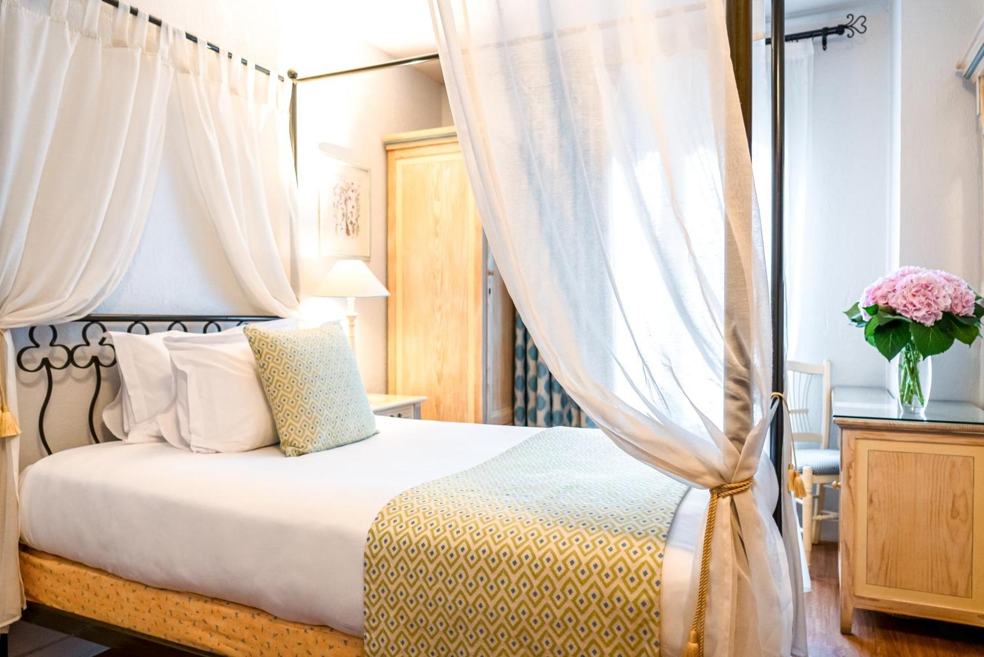Hotel Alessandra 4*