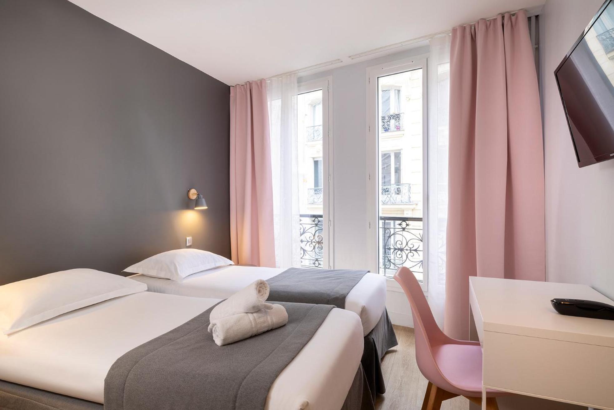 Legendre 2* Paris