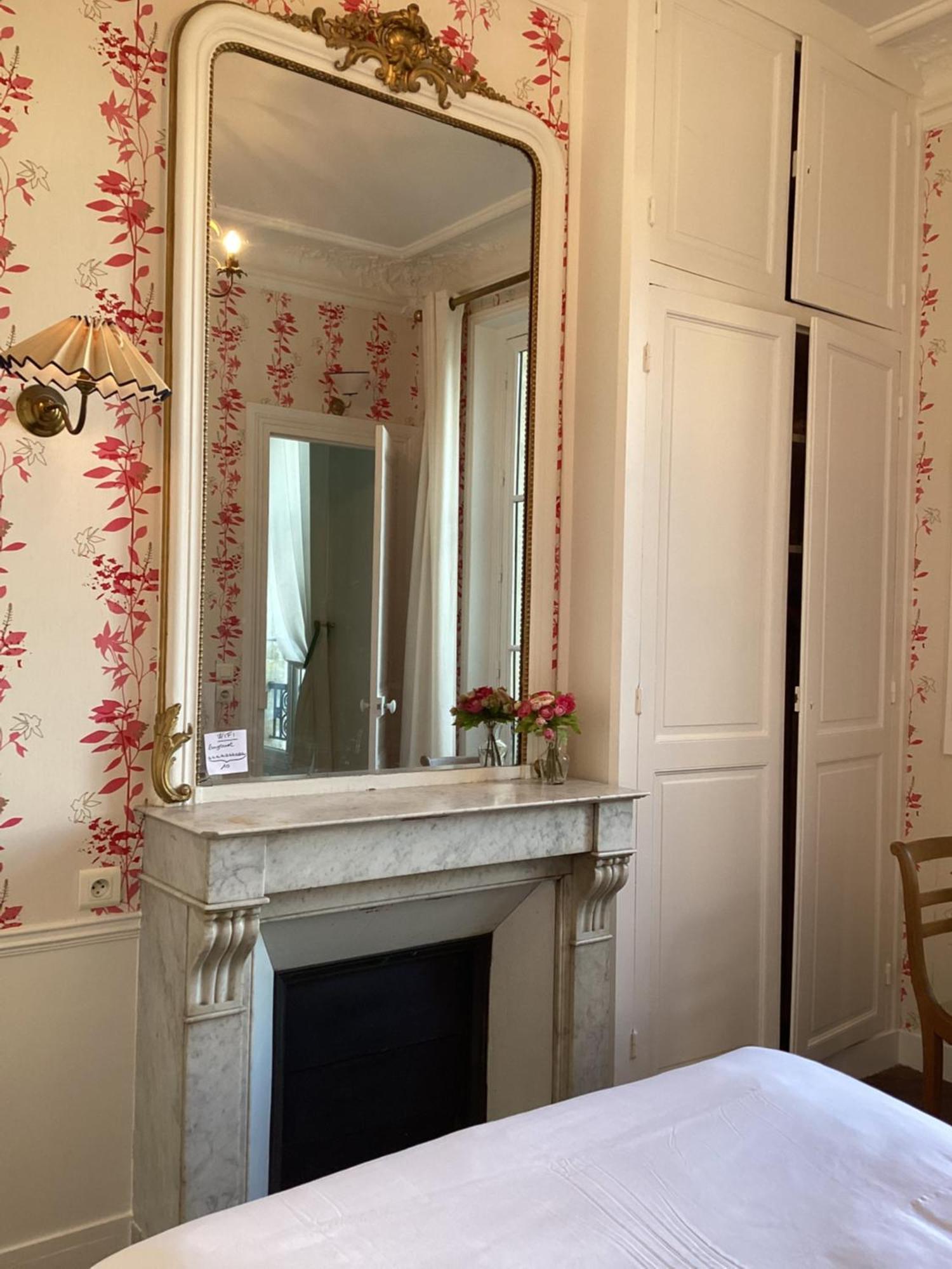 Couette-café Arc De Triomphe