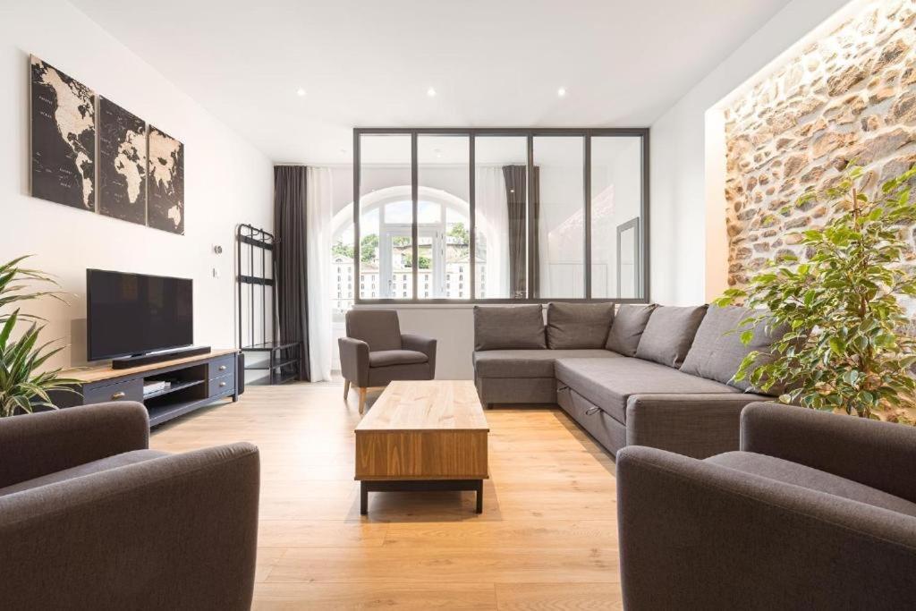 Lux Moderne 95 Square Meter *