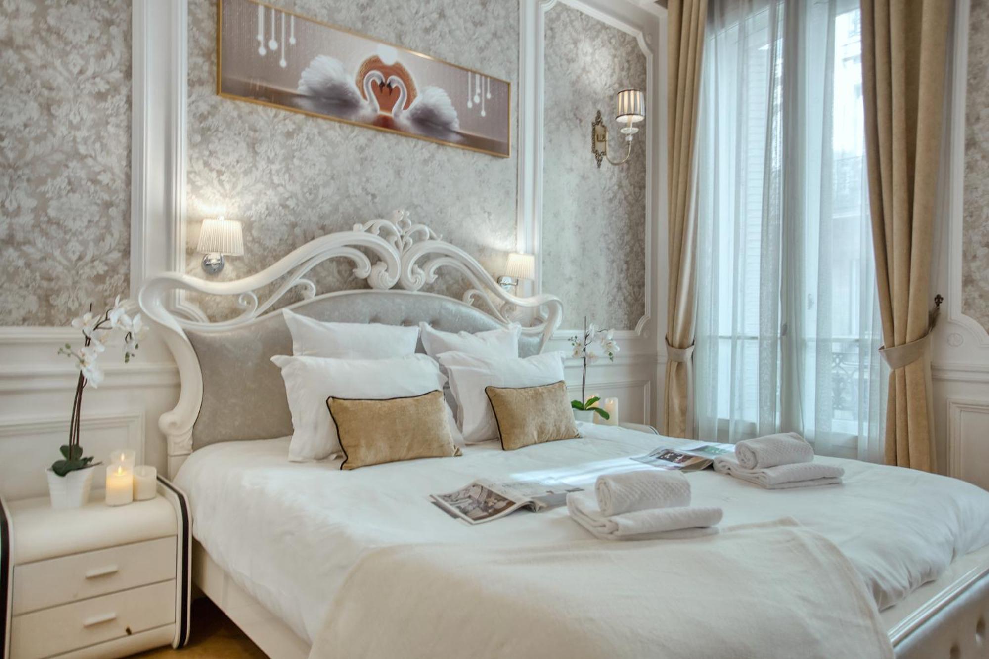 Luxueux 200m2 5ch Champs Elysees A 1min Perle Rare Apartment Paris