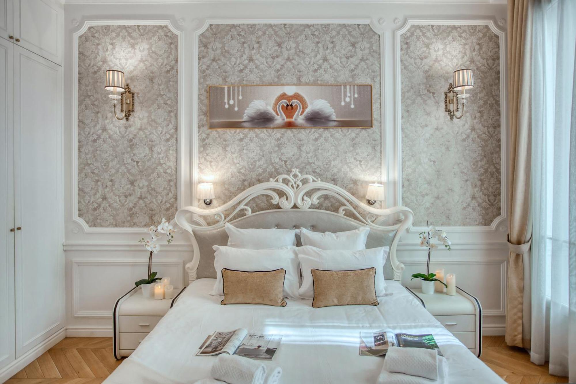 Apartment Luxueux 200m2 5ch Champs Elysees A 1min Perle Rare *