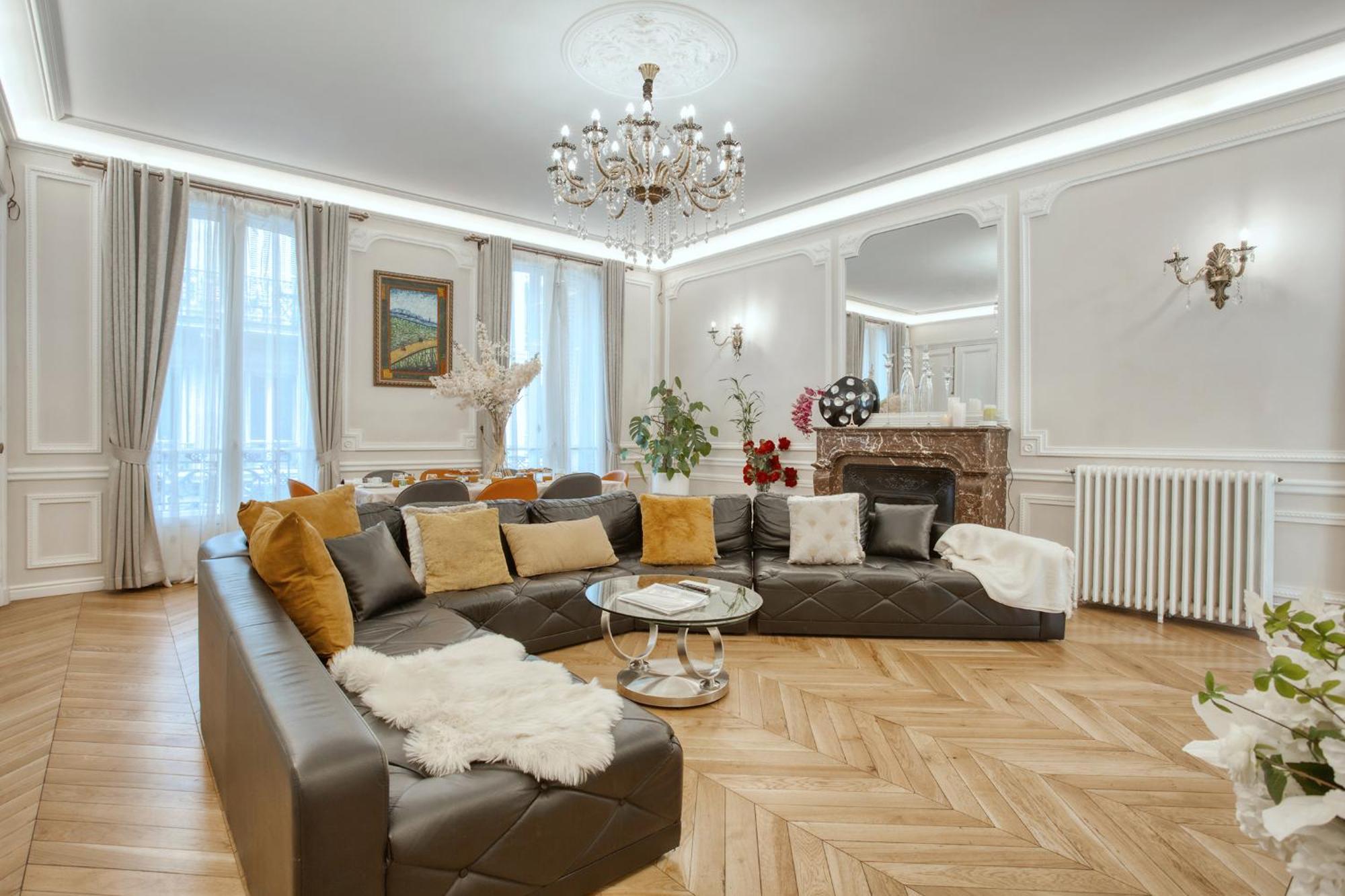 Apartment Luxueux 200m2 5ch Champs Elysees A 1min Perle Rare
