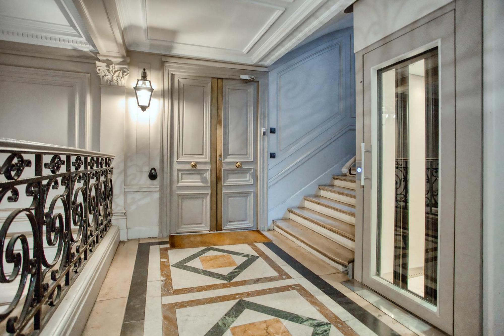 Appartement Romantique 150m2 4ch Proche De L'opera - Clim