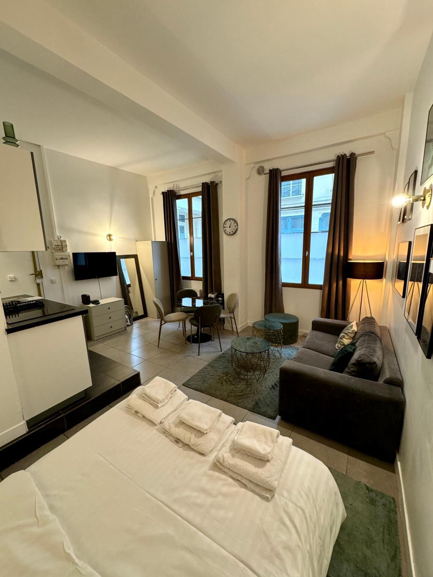 Temple Apartments Paris *