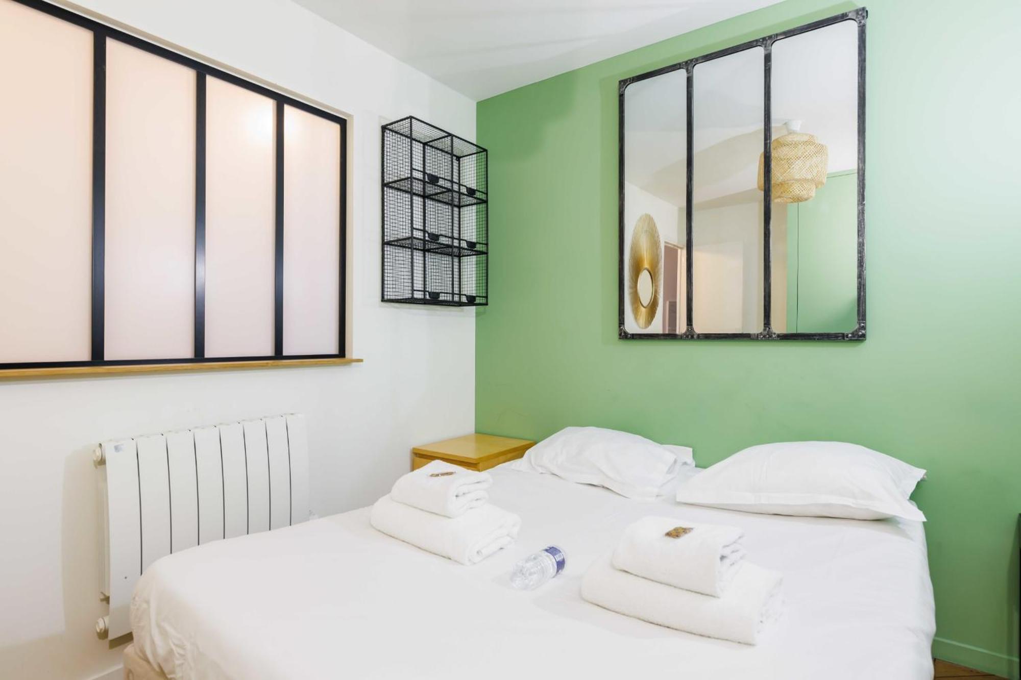 Chic Parisian Retreat - Porte De Montreuil - 2 Paris