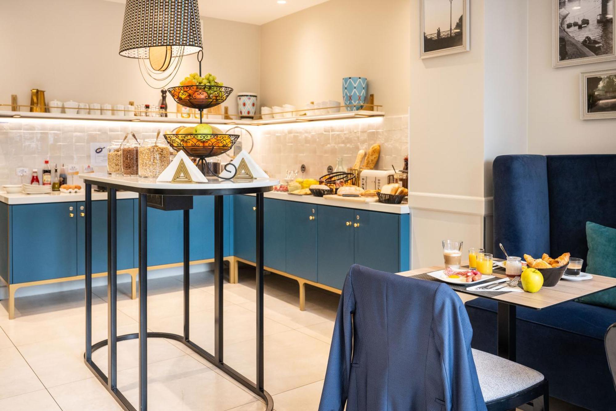 Mercure Notre Dame Saint Germain Des Pres 4* Paris