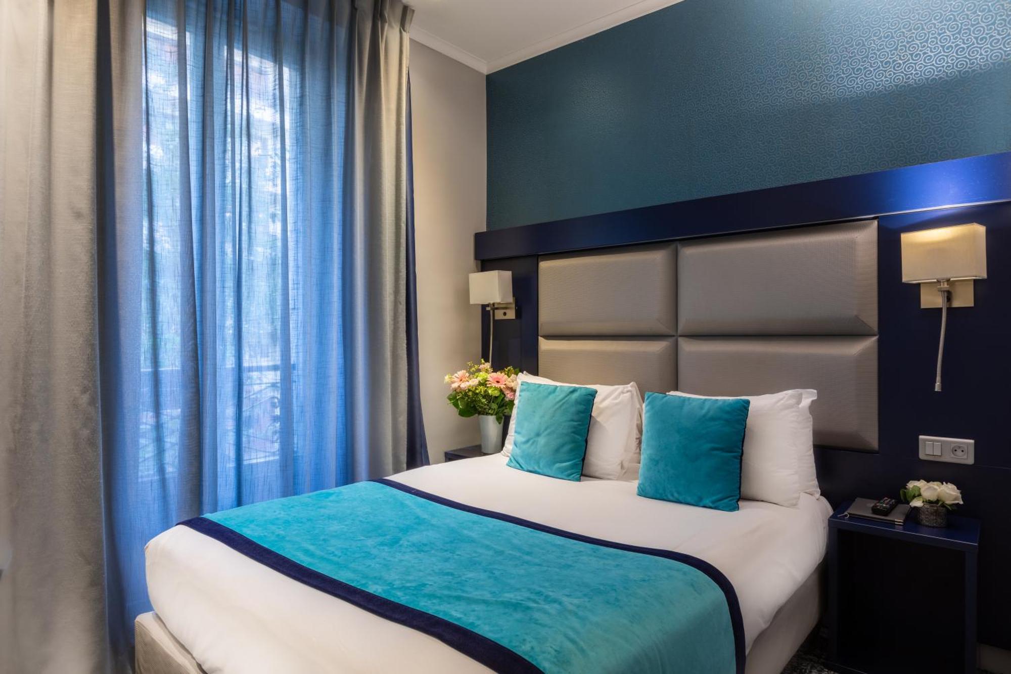 Hotel Montmartre Paris