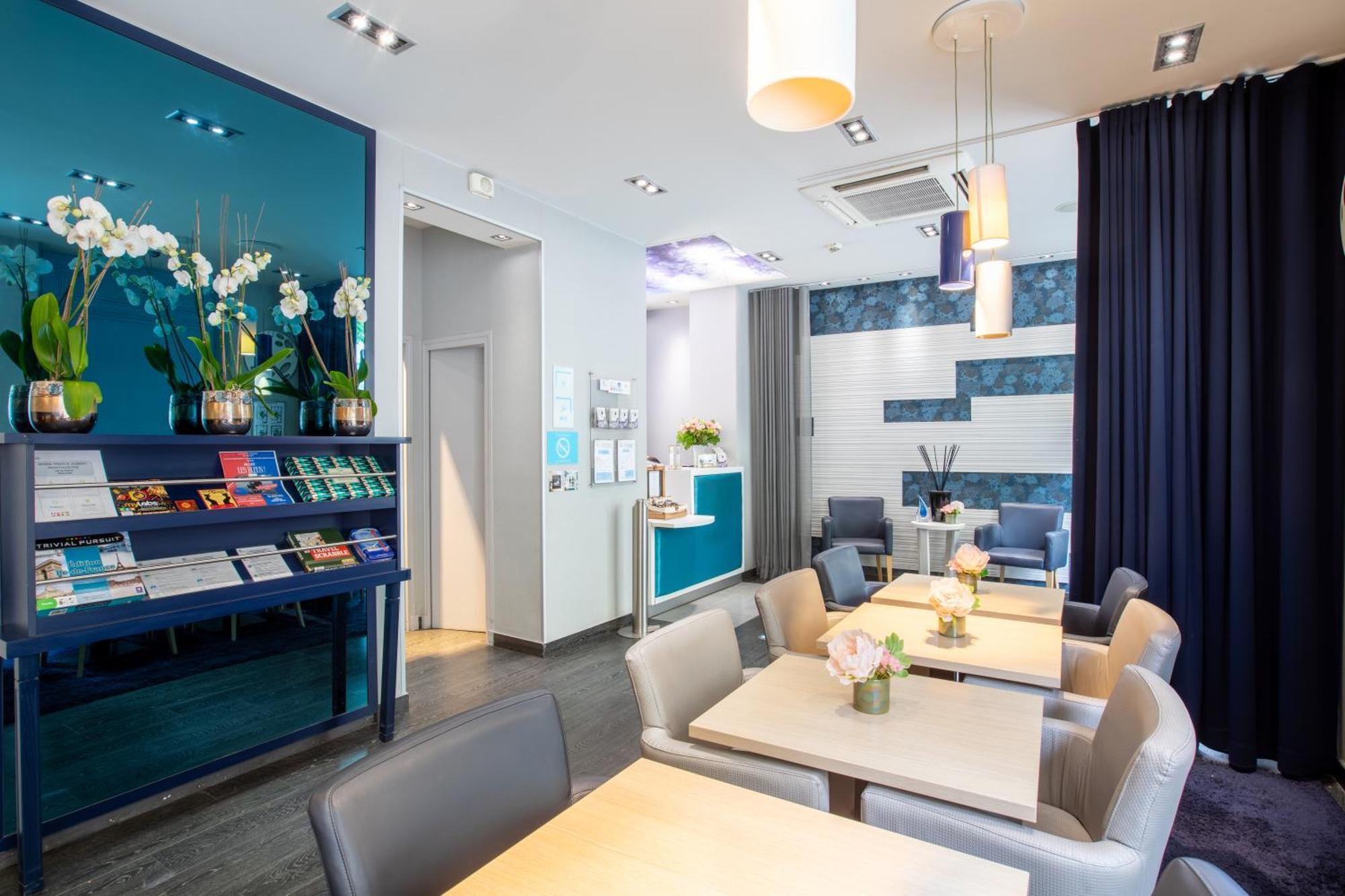 Montmartre Hotel Paris