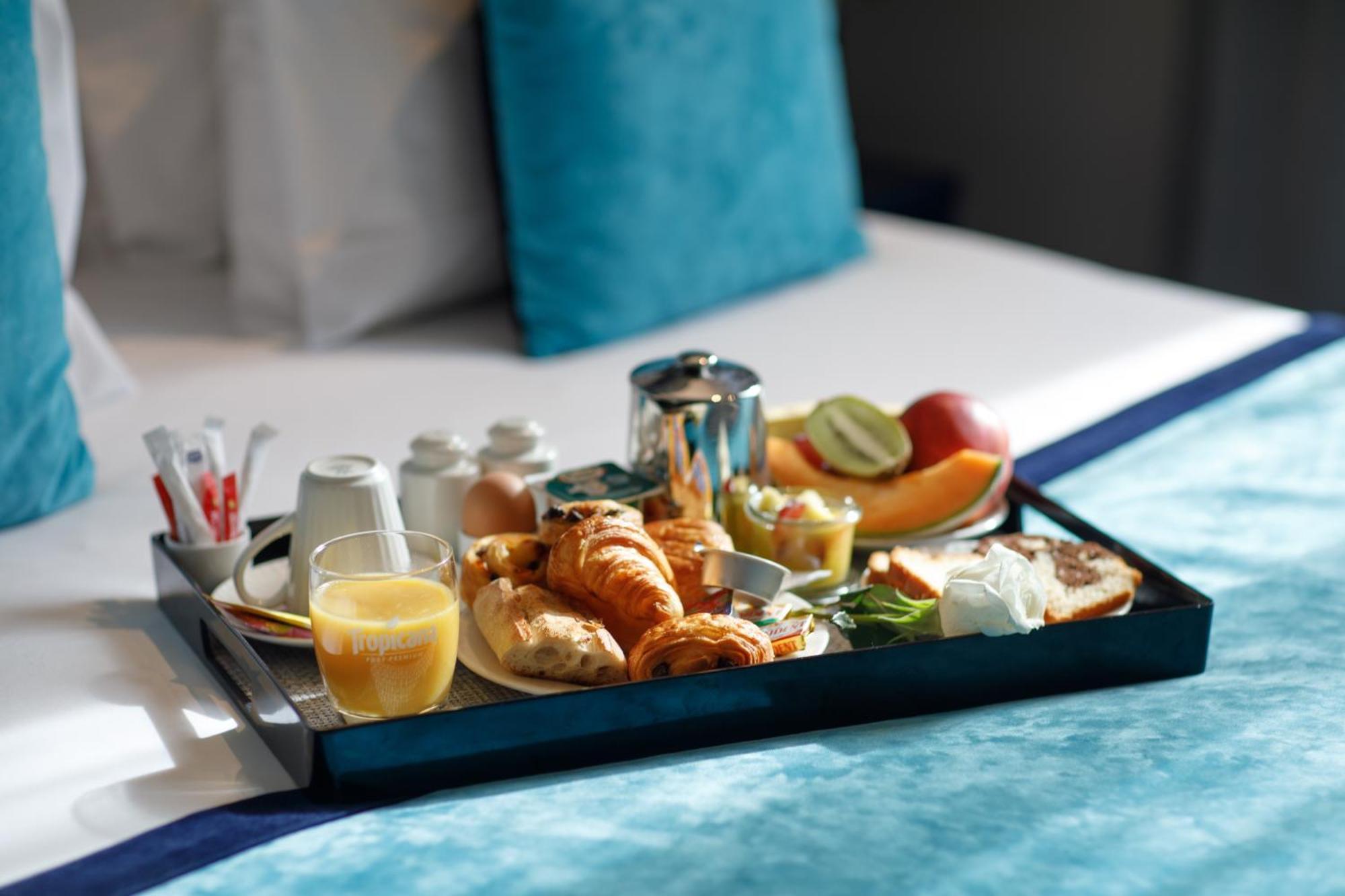 Hotel Montmartre Paris