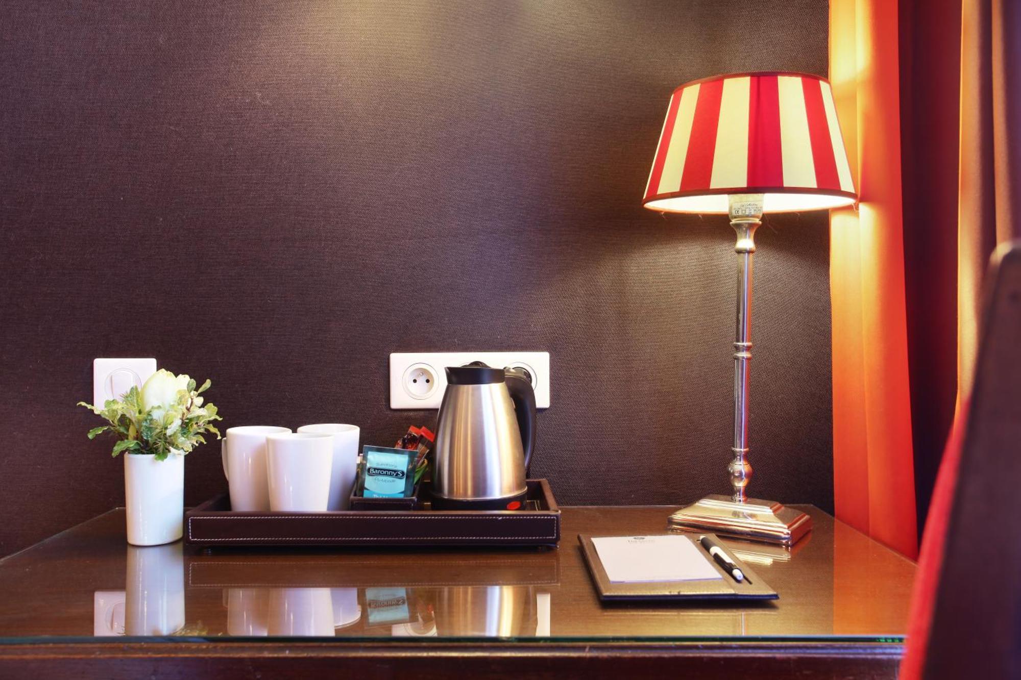 Hotel Trianon Rive Gauche 4*