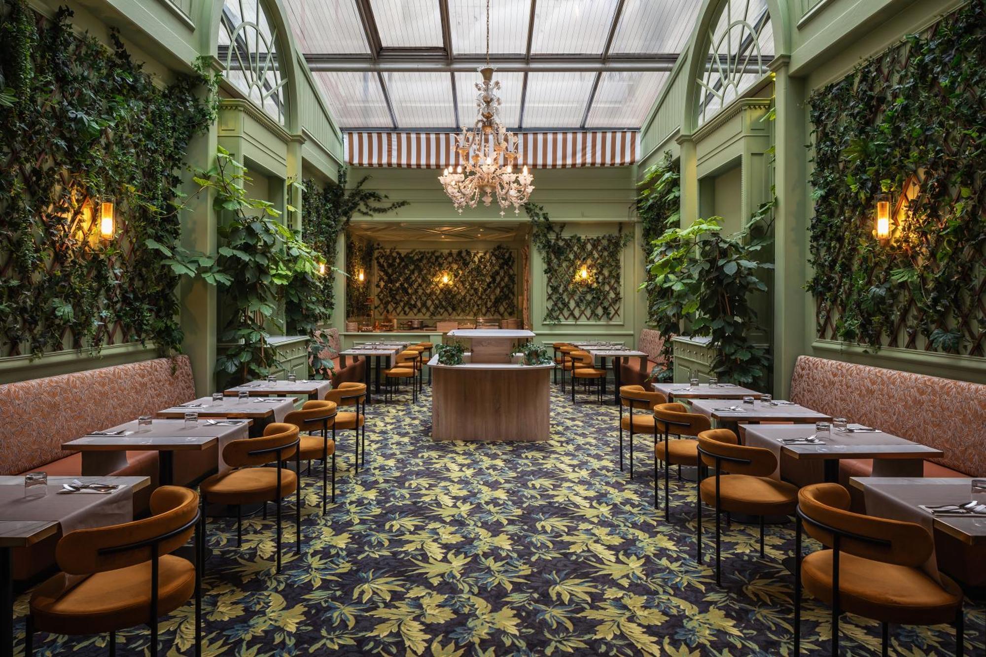 Hotel Royal Garden Champs-elysees Paris