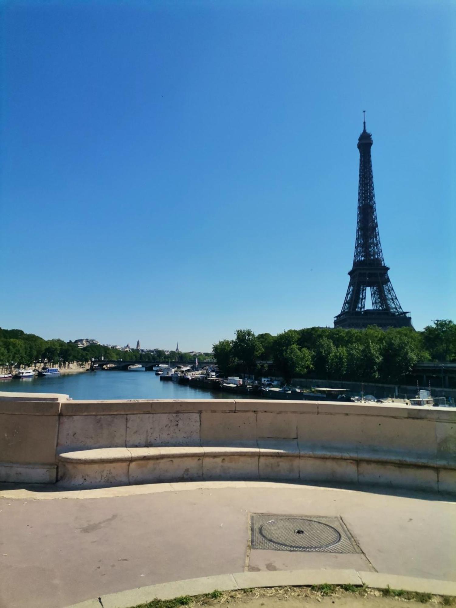 Cosy A Trocadero 60 M² Parkingel