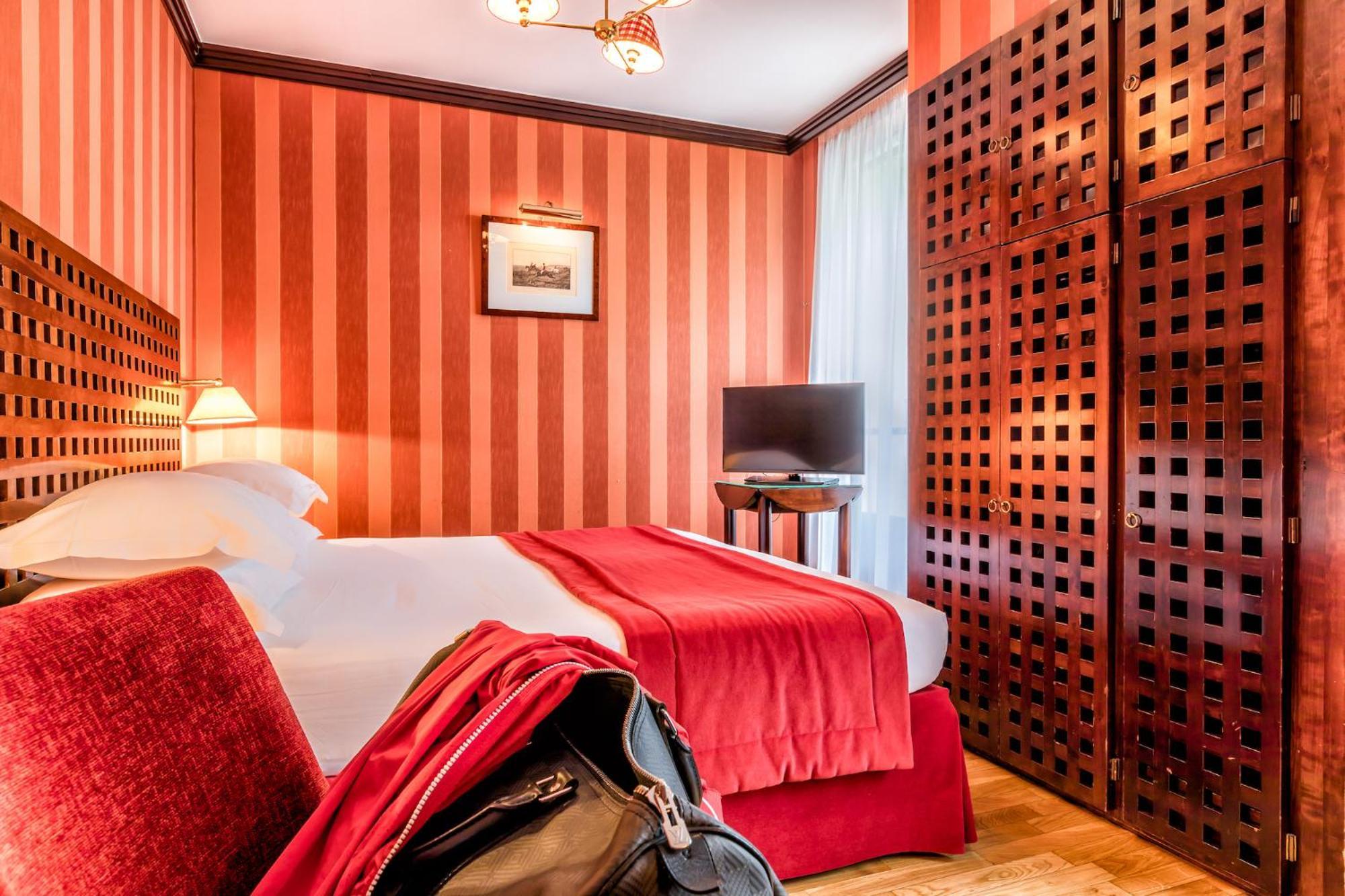 Hotel Pantheon 4*
