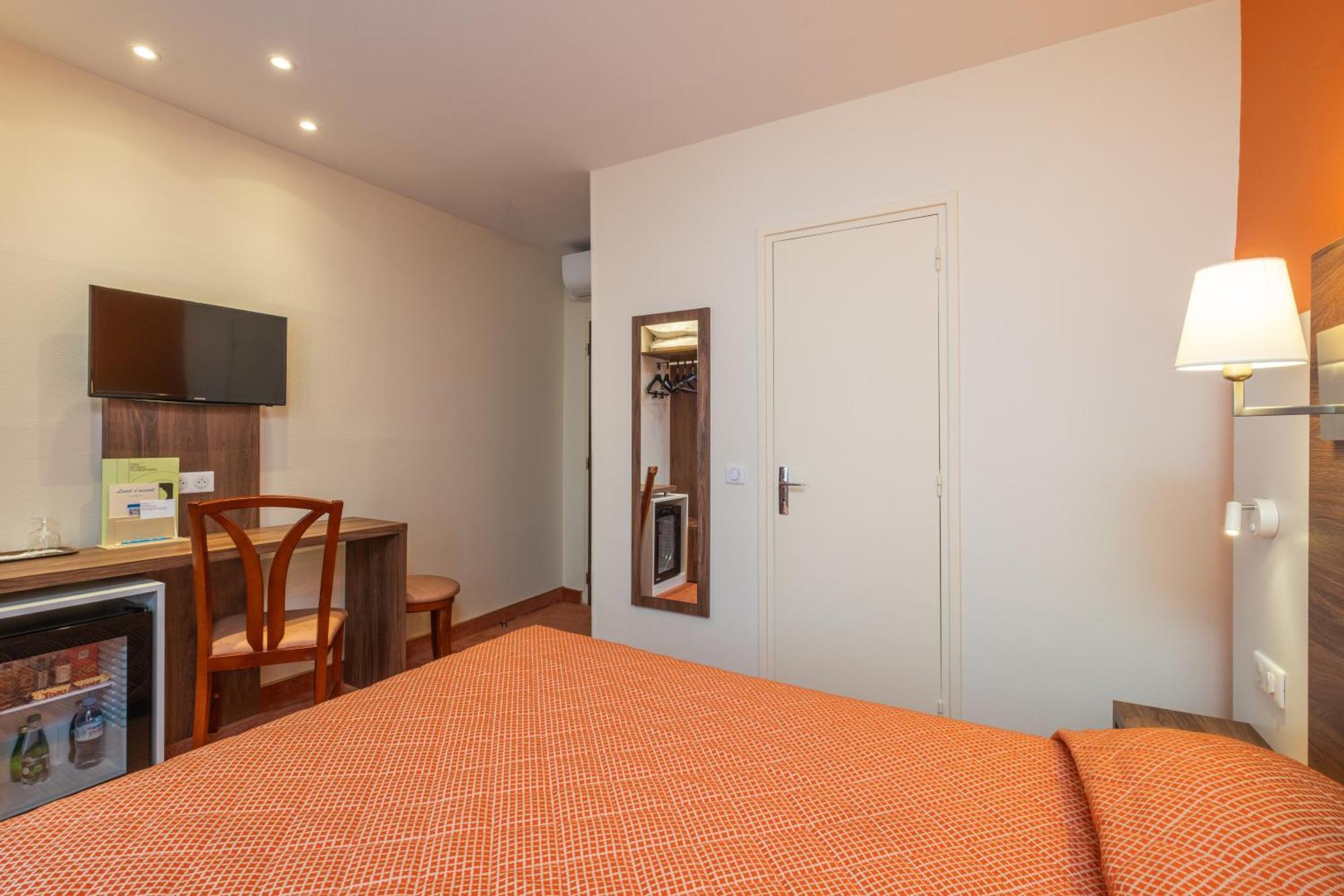Hotel Terminus Montparnasse Paris