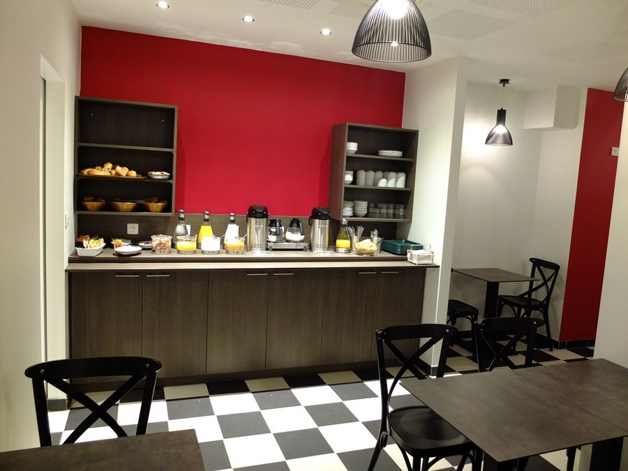 De Flore - Montmartre Hotel Paris