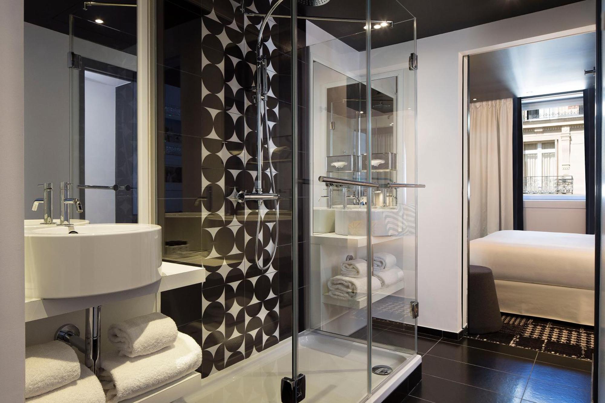 Ekta Champs Elysees Hotel Paris