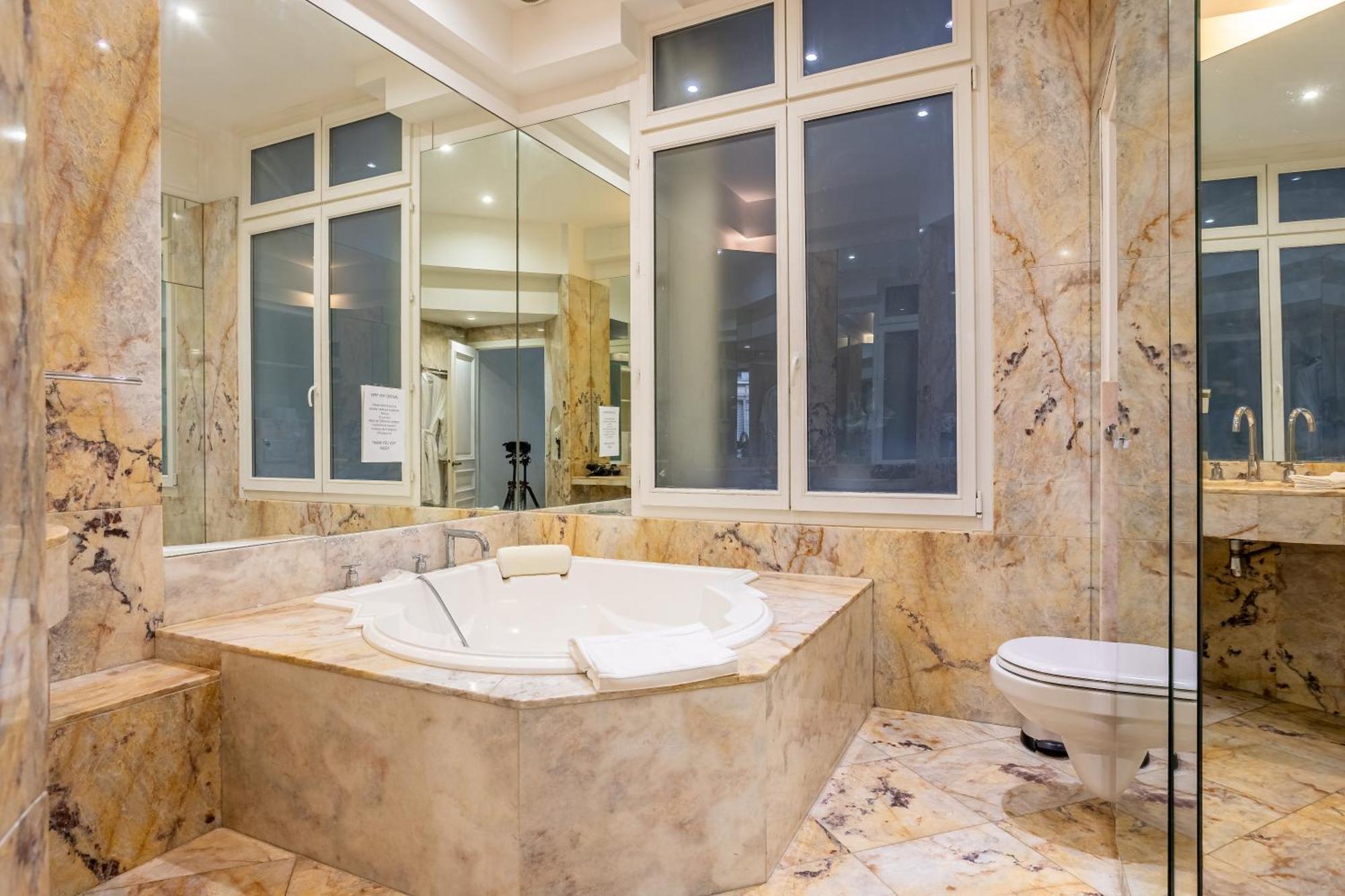 Prestigious Trocadero