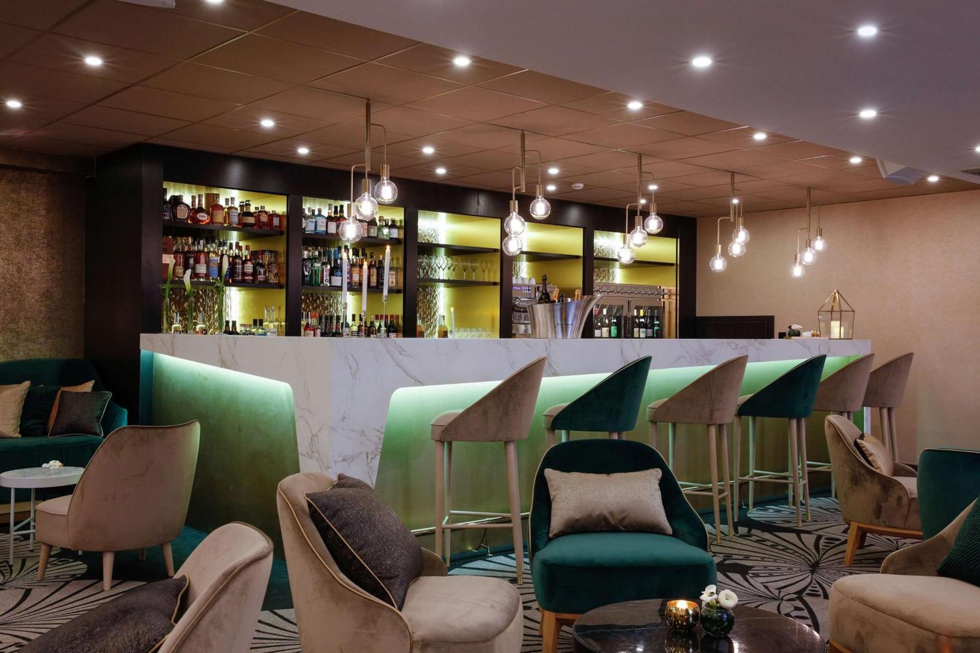 Niepce Hôtel, Curio Collection By Hilton Hotel 4*