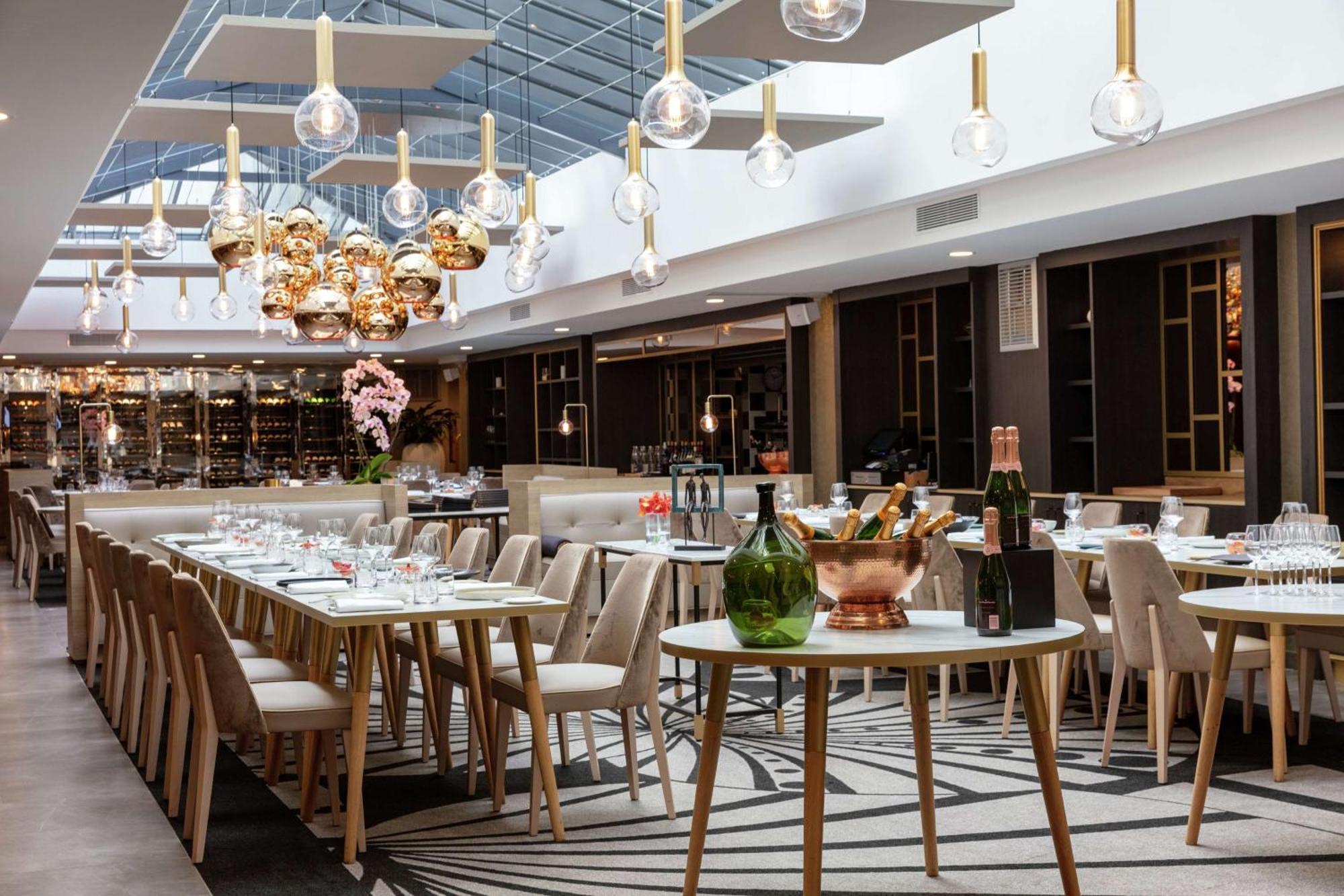 Niepce Hôtel, Curio Collection By Hilton