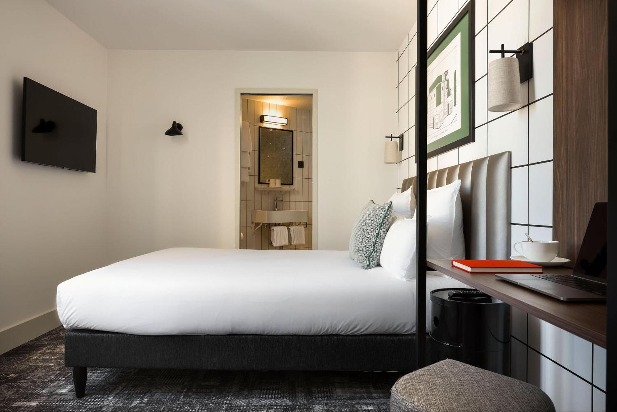Hotel Moderniste 4*