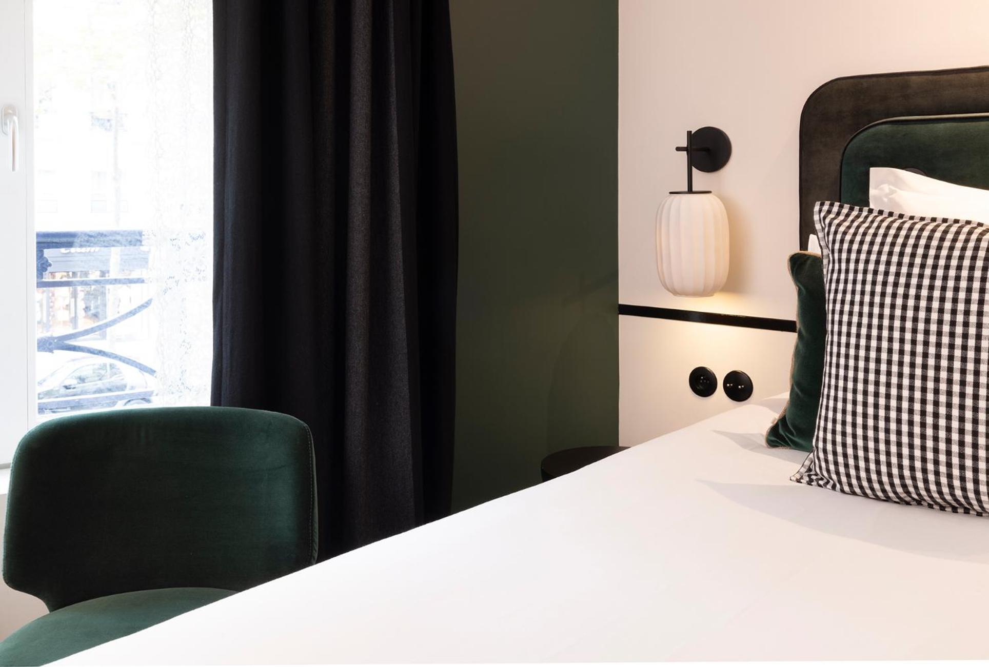 Chavanel Hotel 4*