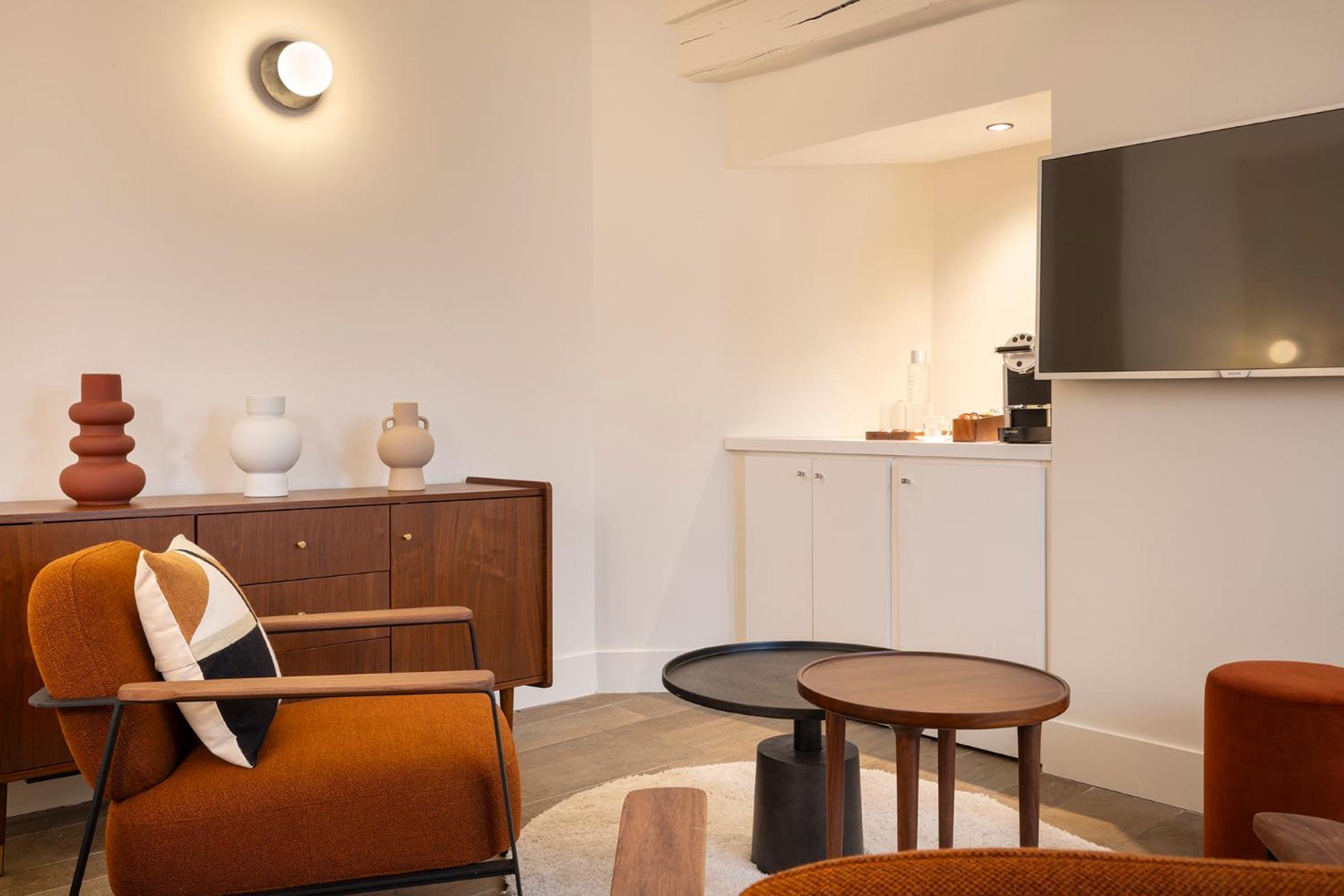 Hotel Chavanel 4*