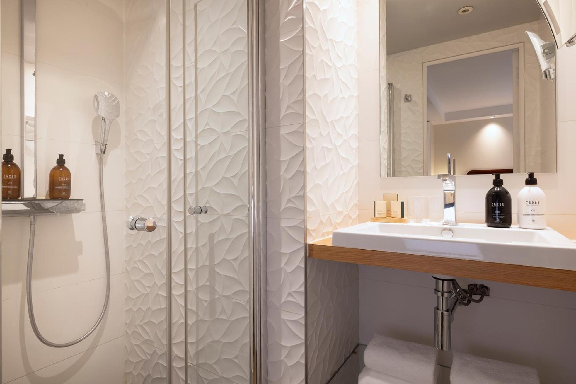 Hotel Chavanel 4*
