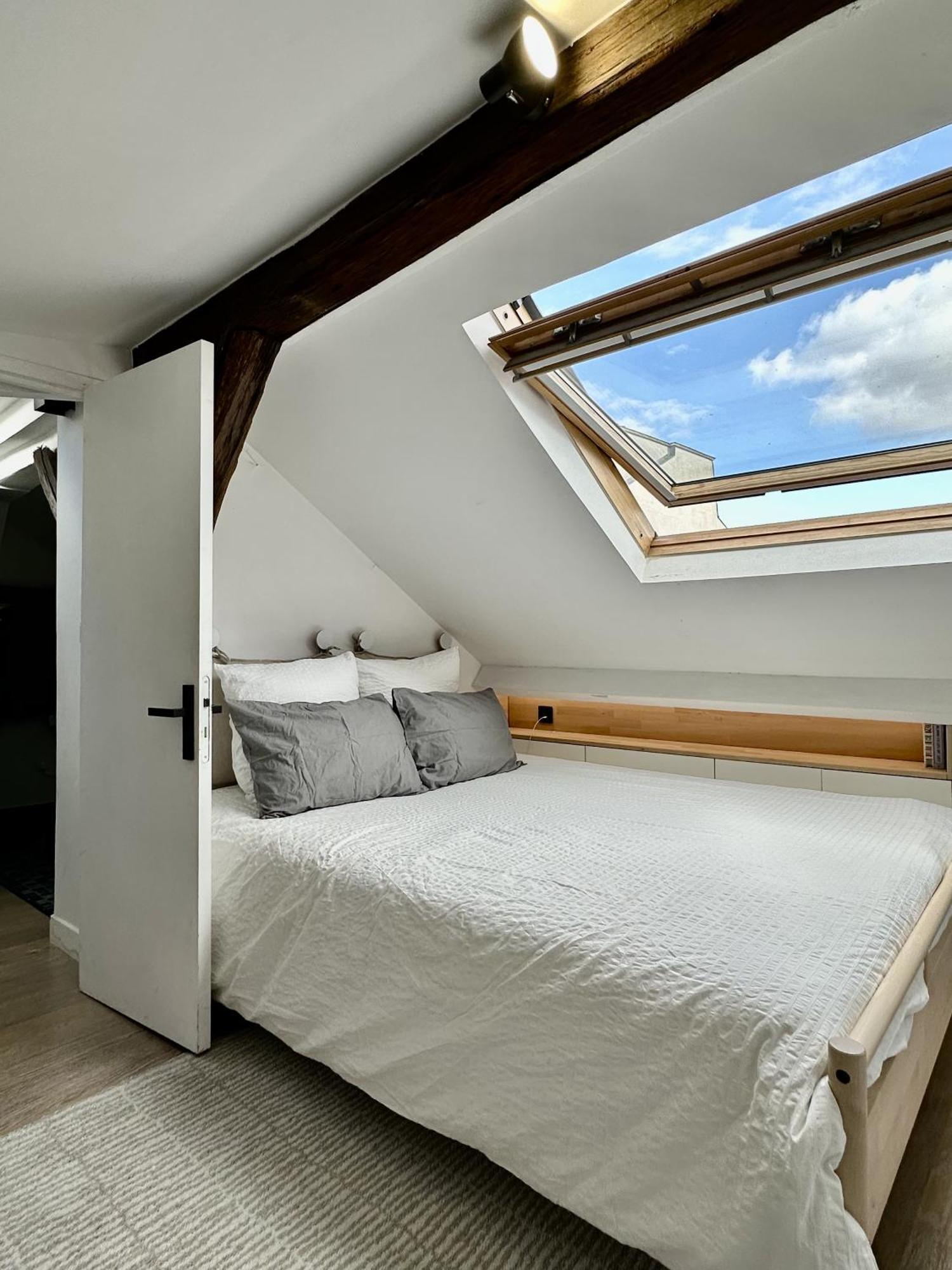 Apartment Perle Rare - Cosy Duplex Proche Canal St.martin Paris