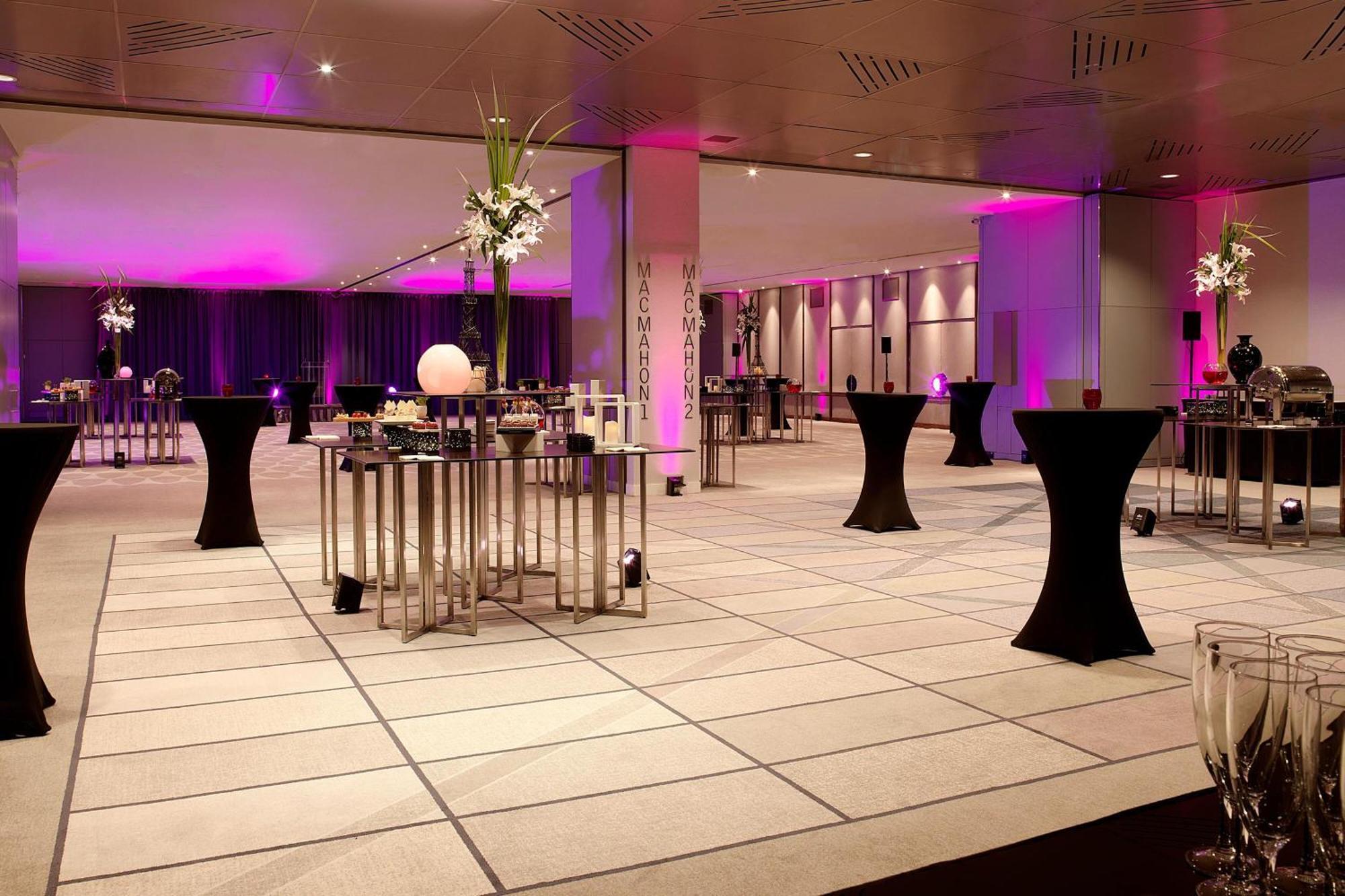 Le Meridien Etoile Hotel 4*