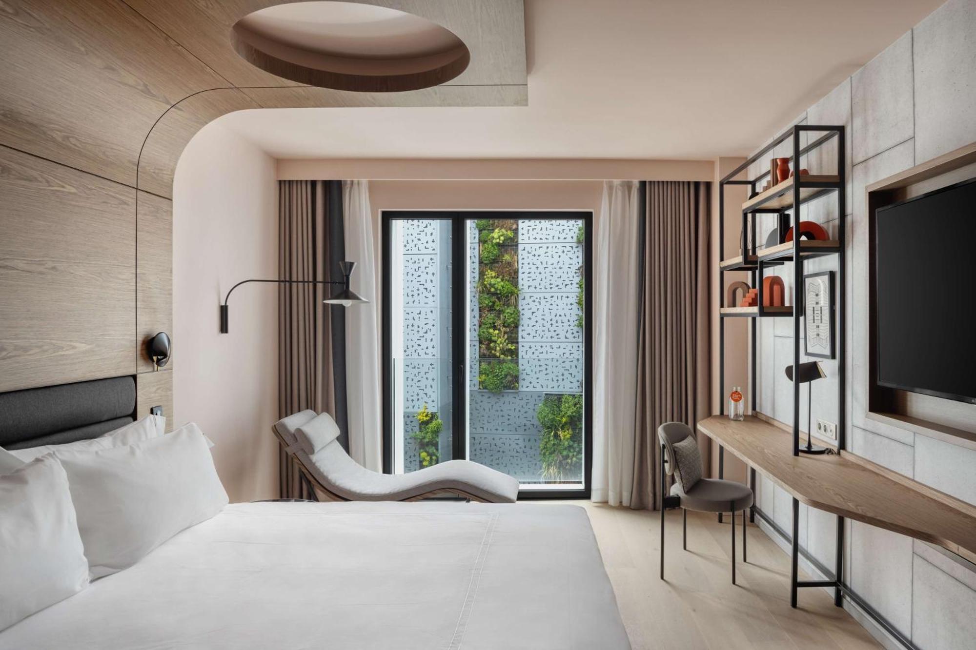 Canopy By Hilton Eiffel Tower 4* Paris