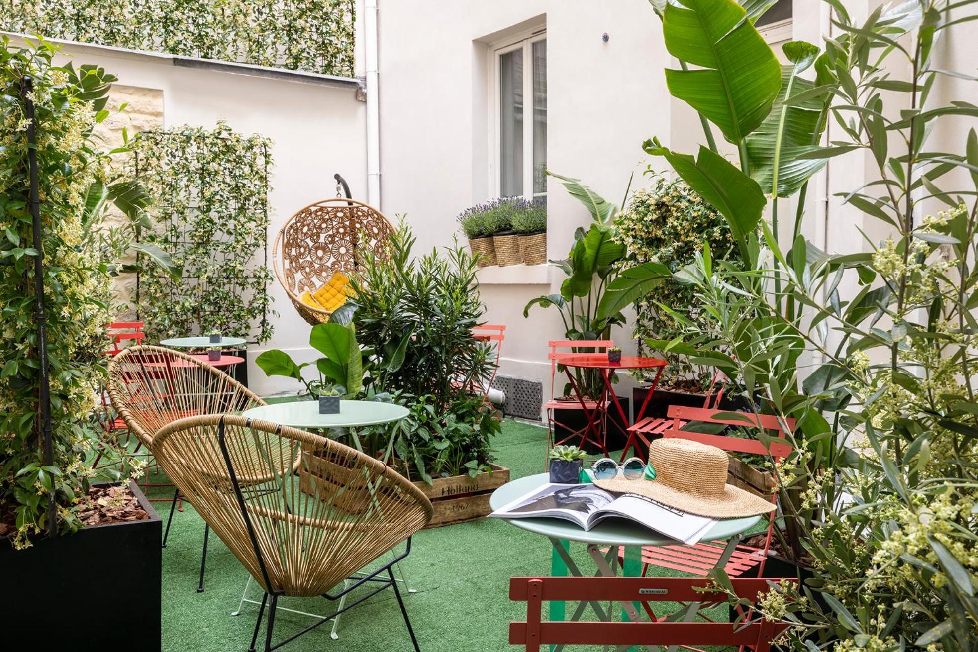 Avalon Cosy Hotel 4*